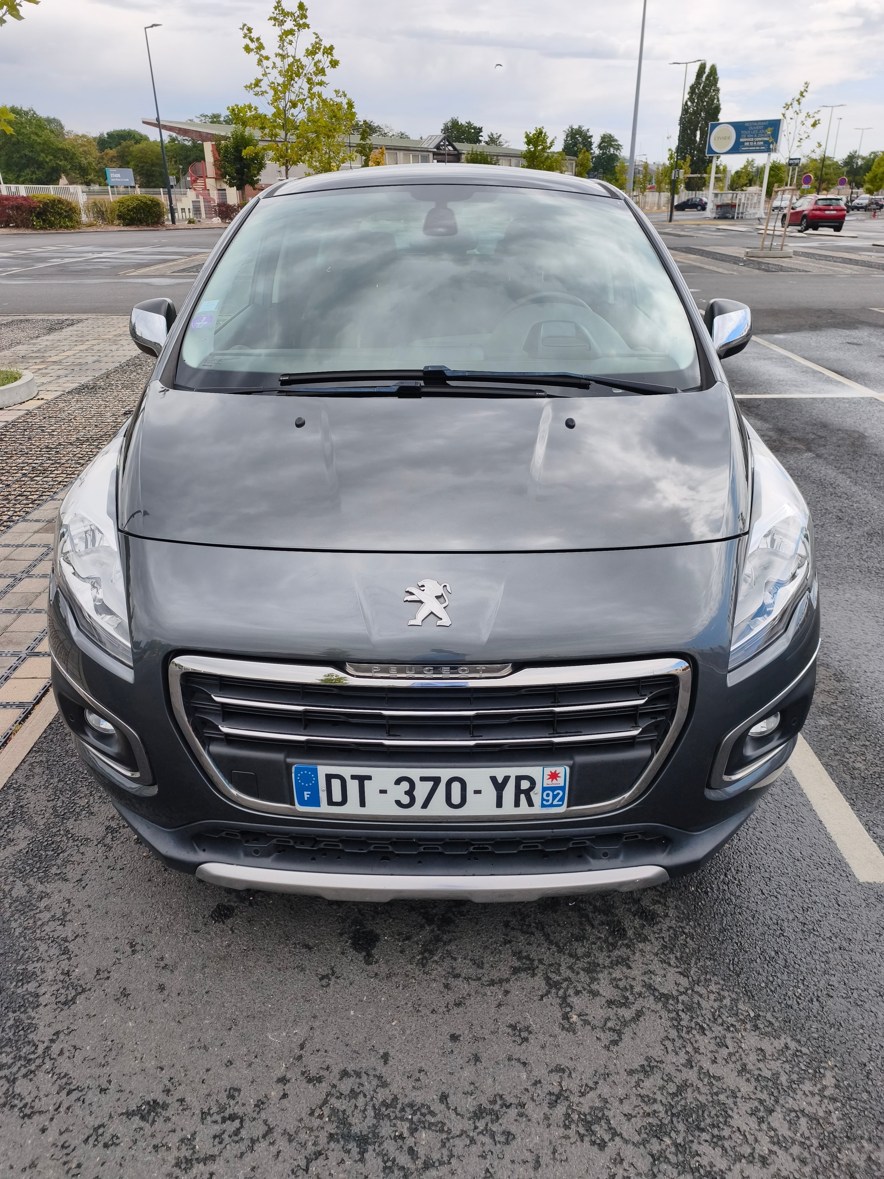 Peugeot 3008, 2015, Essence 95