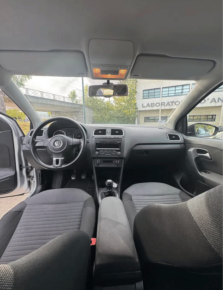 Volkswagen Polo avec GPS