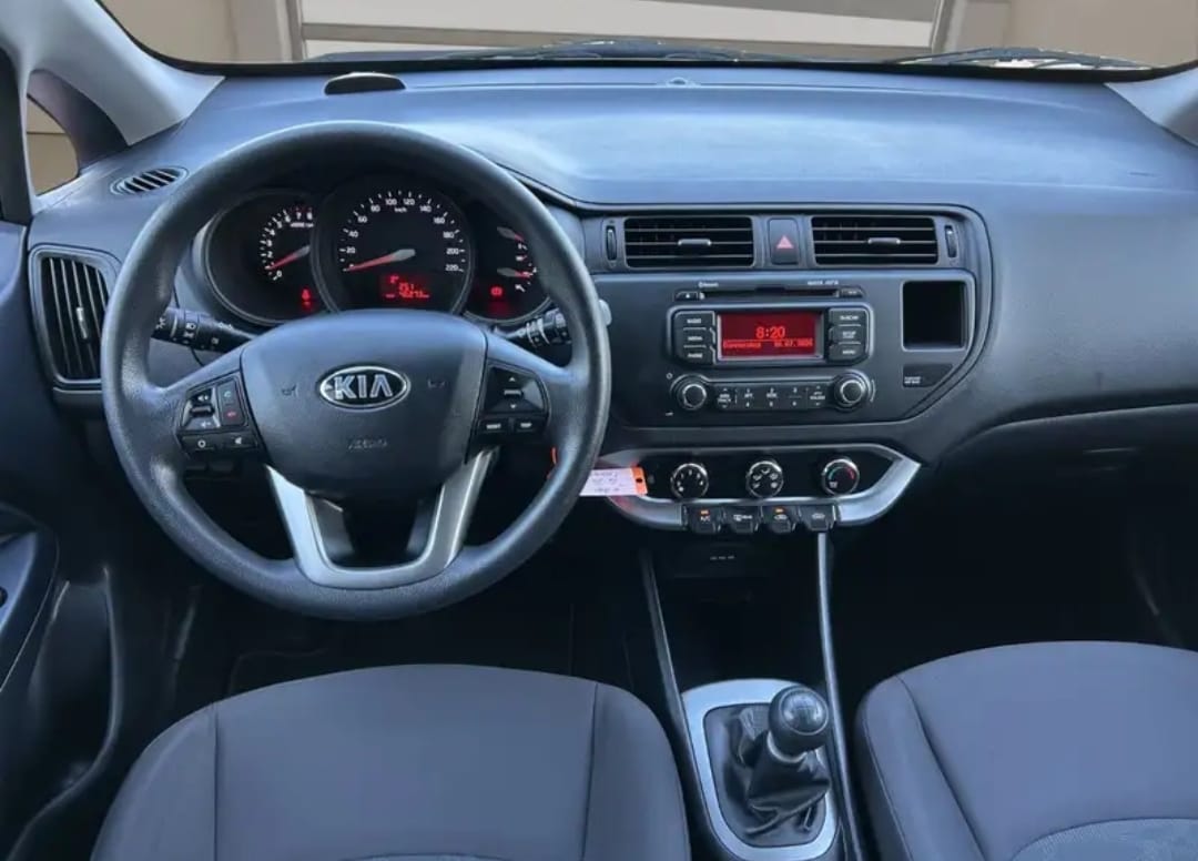 Kia Rio avec Régulateur de vitesse