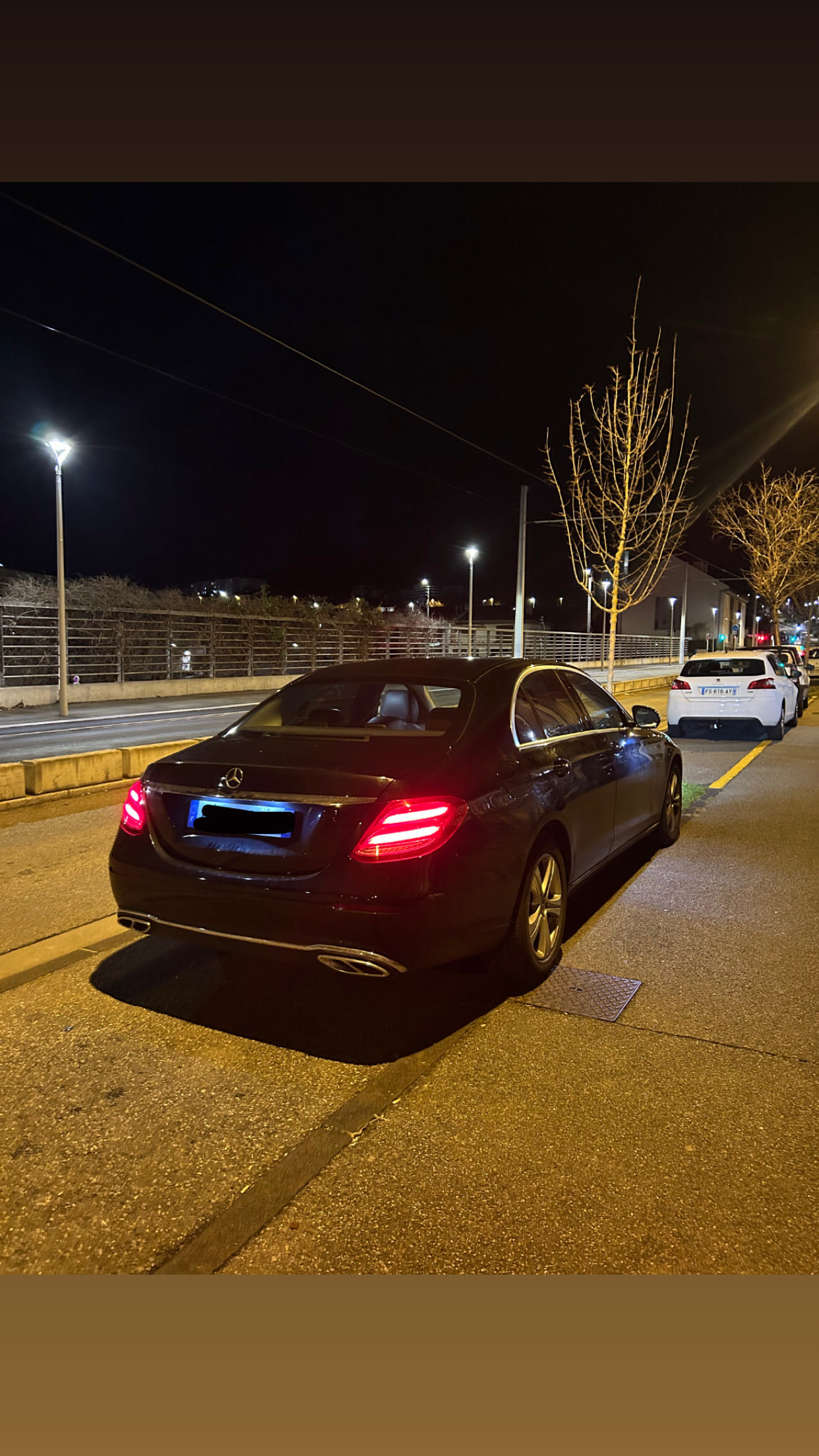 Mercedes-Benz Classe E avec Climatisation