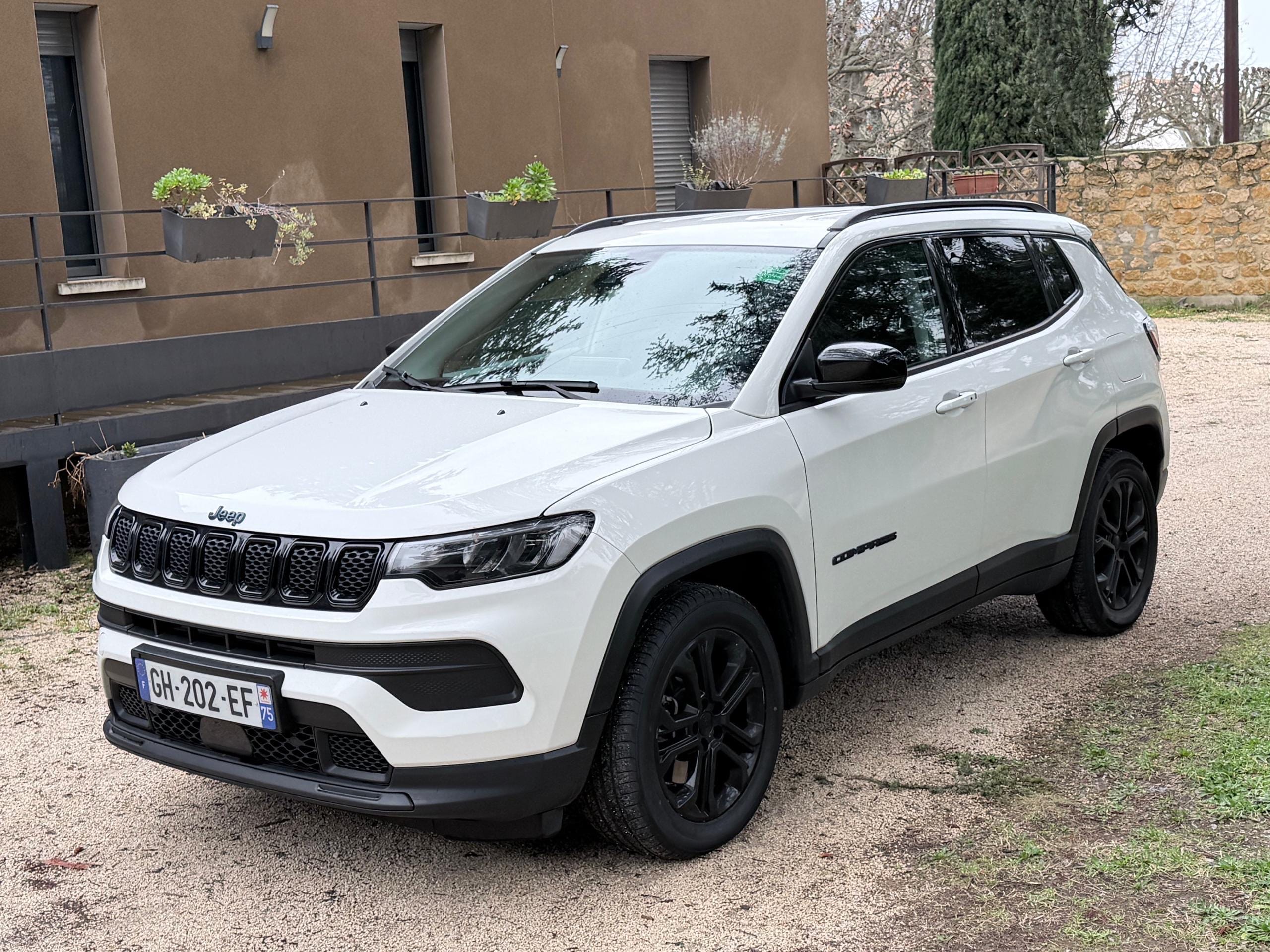 Jeep Compass, 2022, Essence 95 / Elektrisch (hybride), automatisch