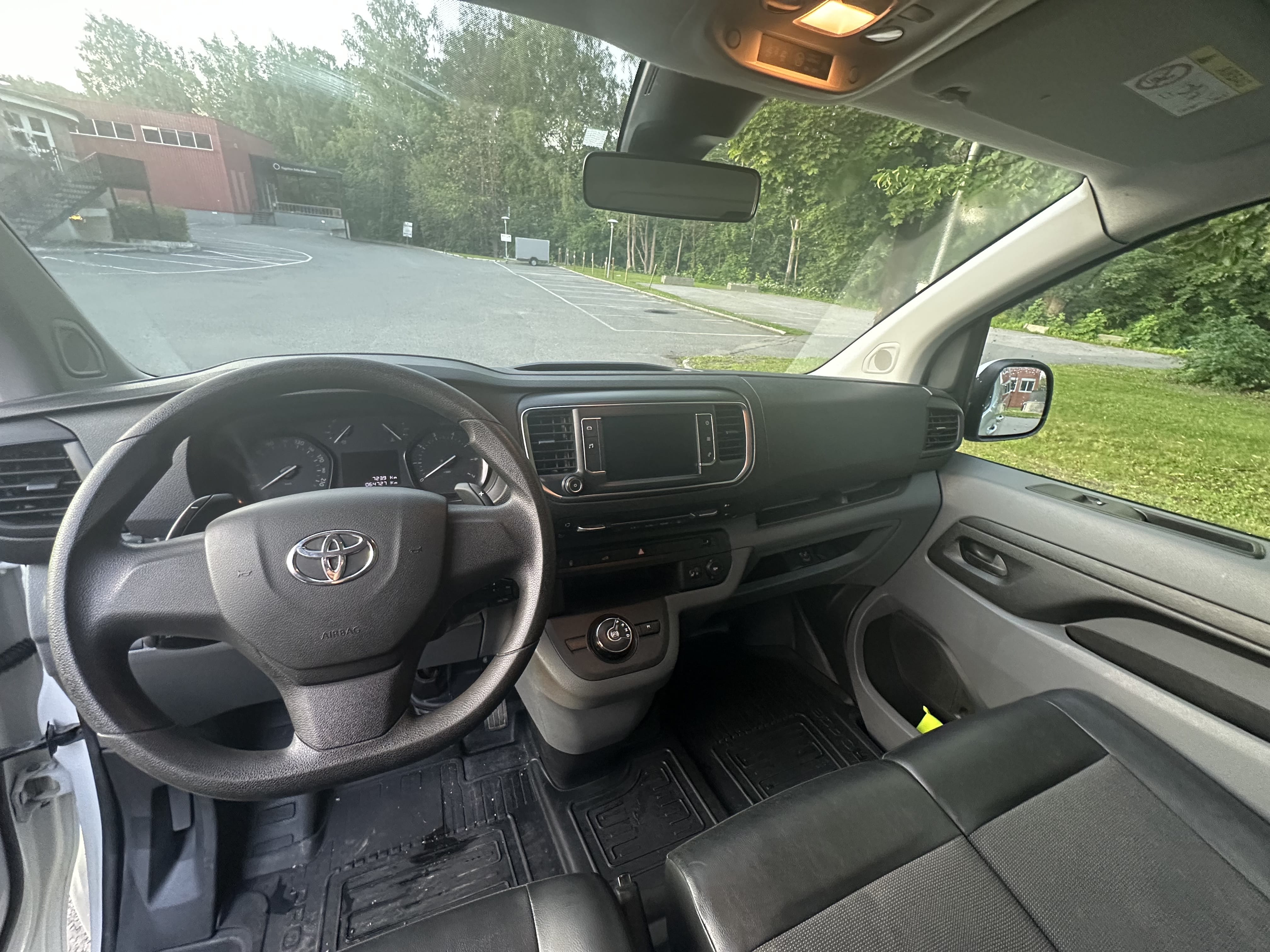 Toyota Proace Varebil 2.0 med Bluetooth audio