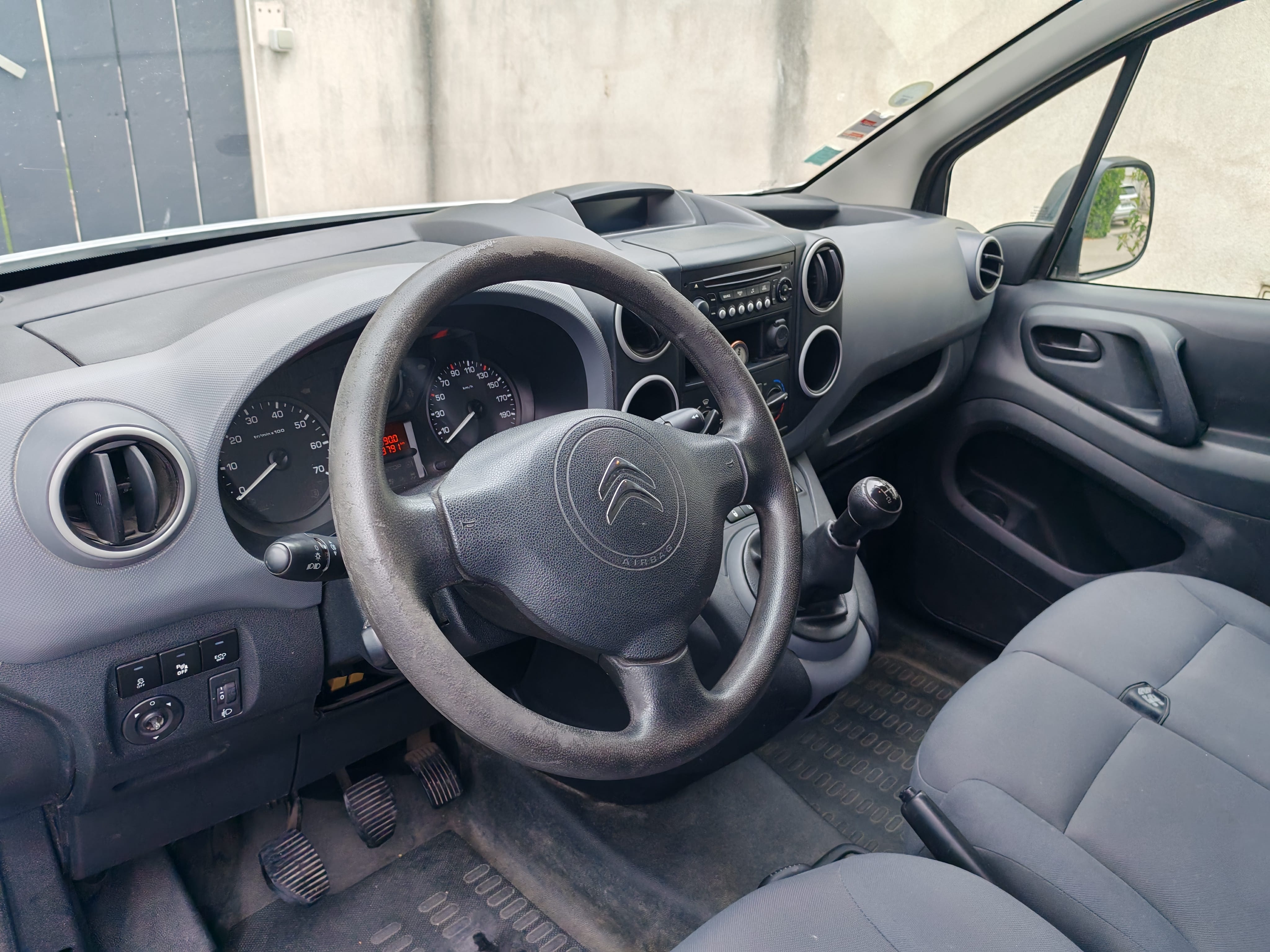 Citroen Berlingo avec Autoradio