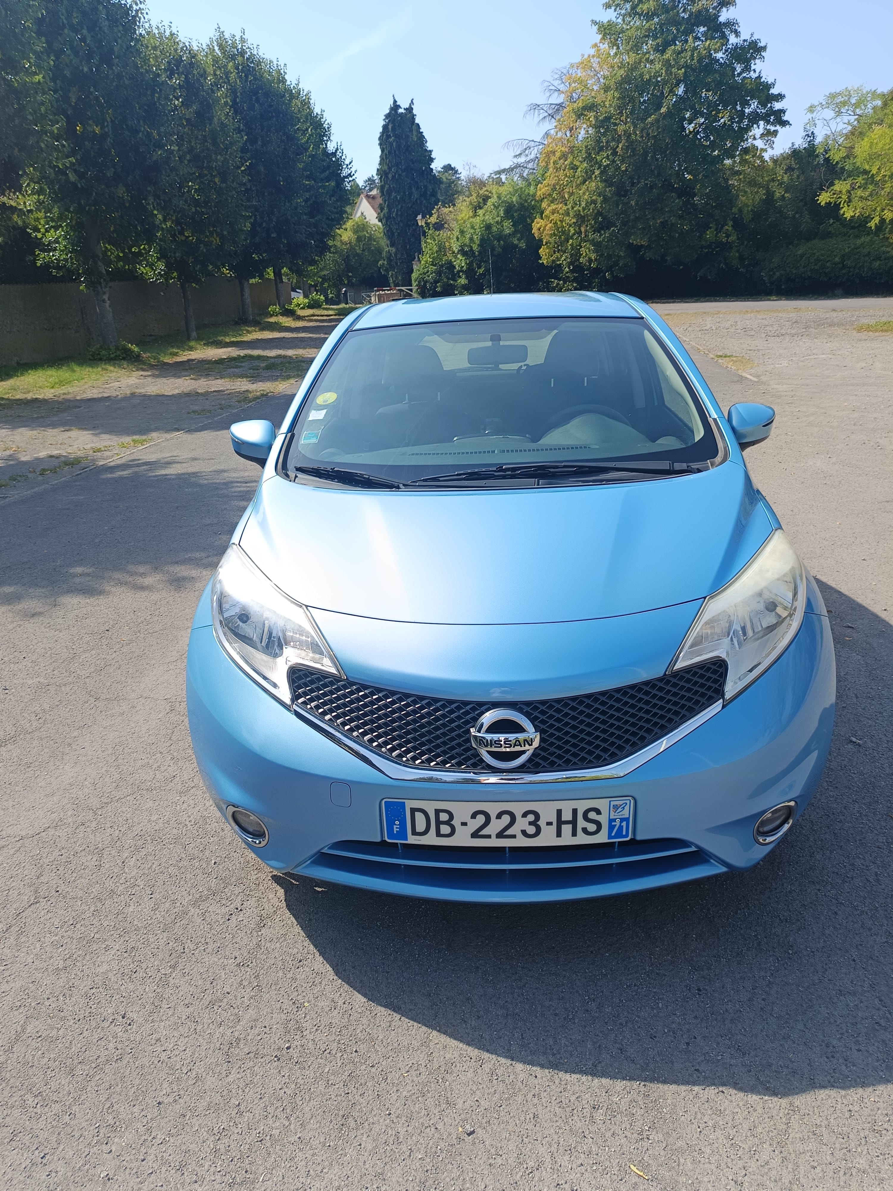 Nissan Note 1.5dci avec Attelage