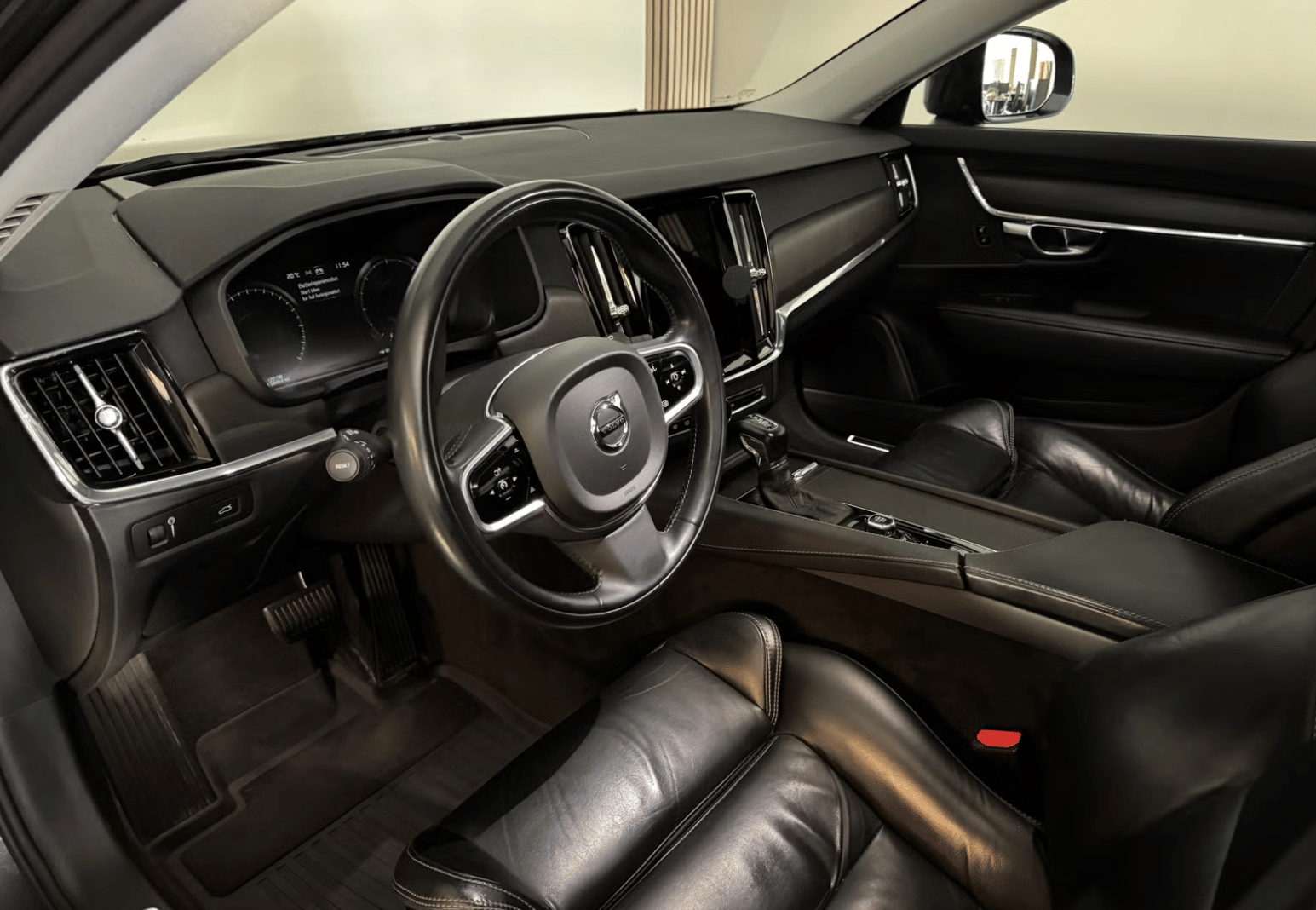 Volvo V90 Cross Country med Ryggekamera