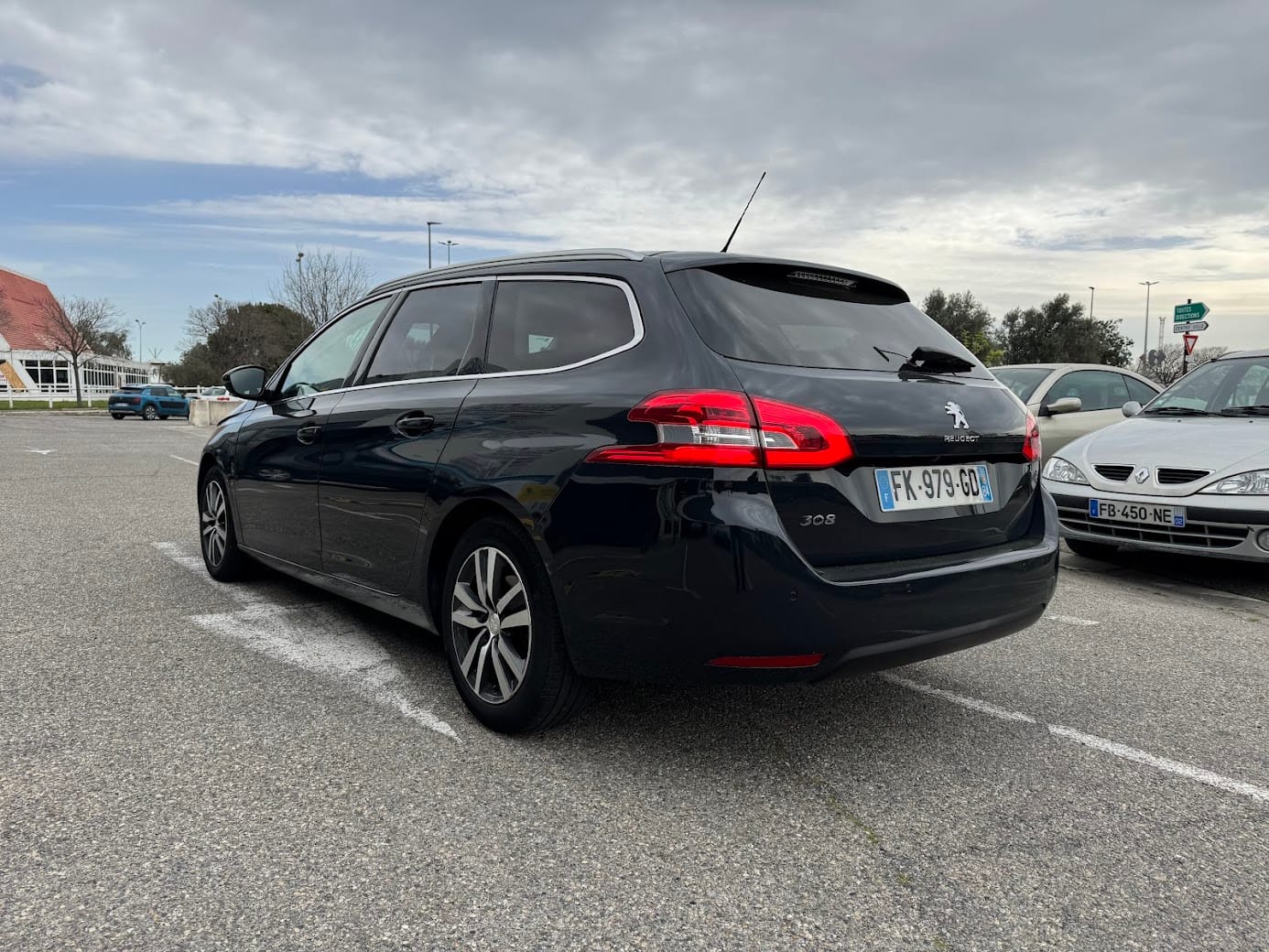 Peugeot 308 SW 1.5HDI 130CV *25010* FK979GD avec Régulateur de vitesse