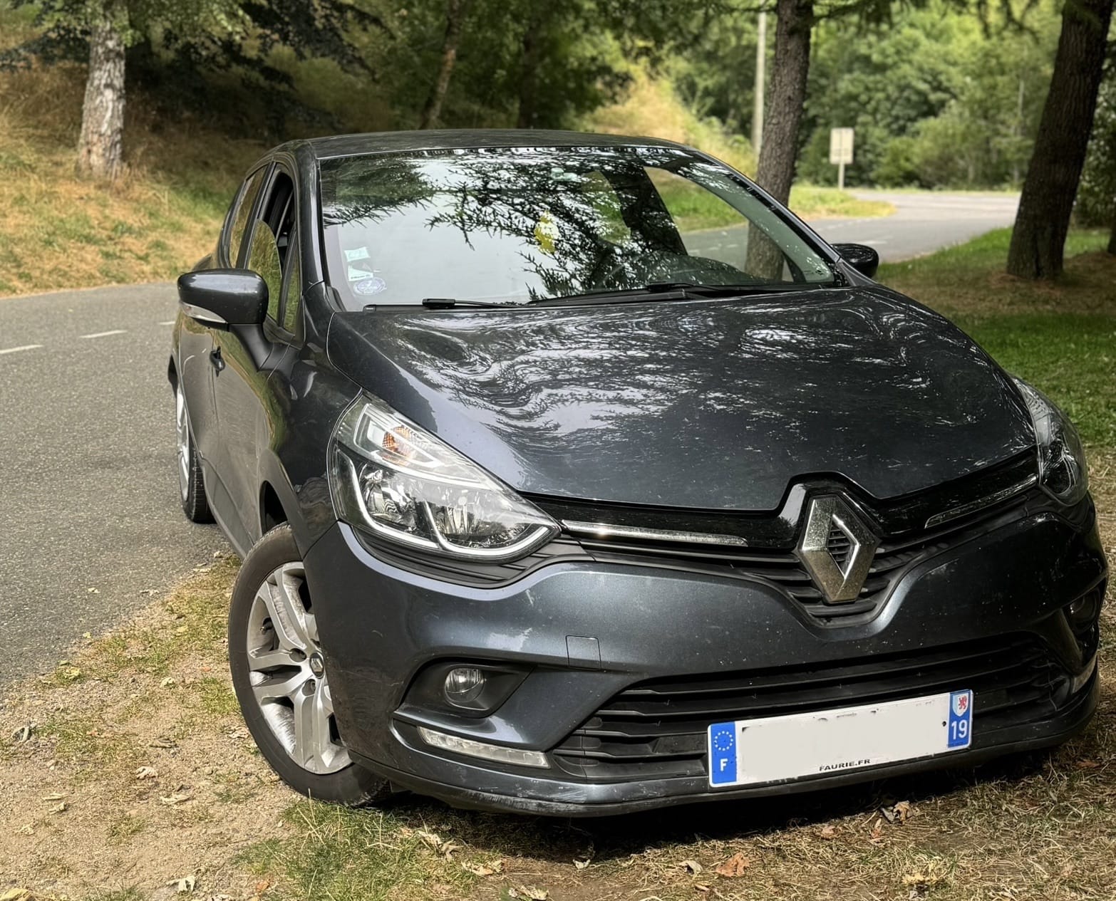 Renault Clio avec Climatisation