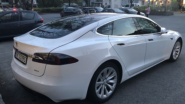 Tesla Model S 90 D "4WD" med Cruisekontroll