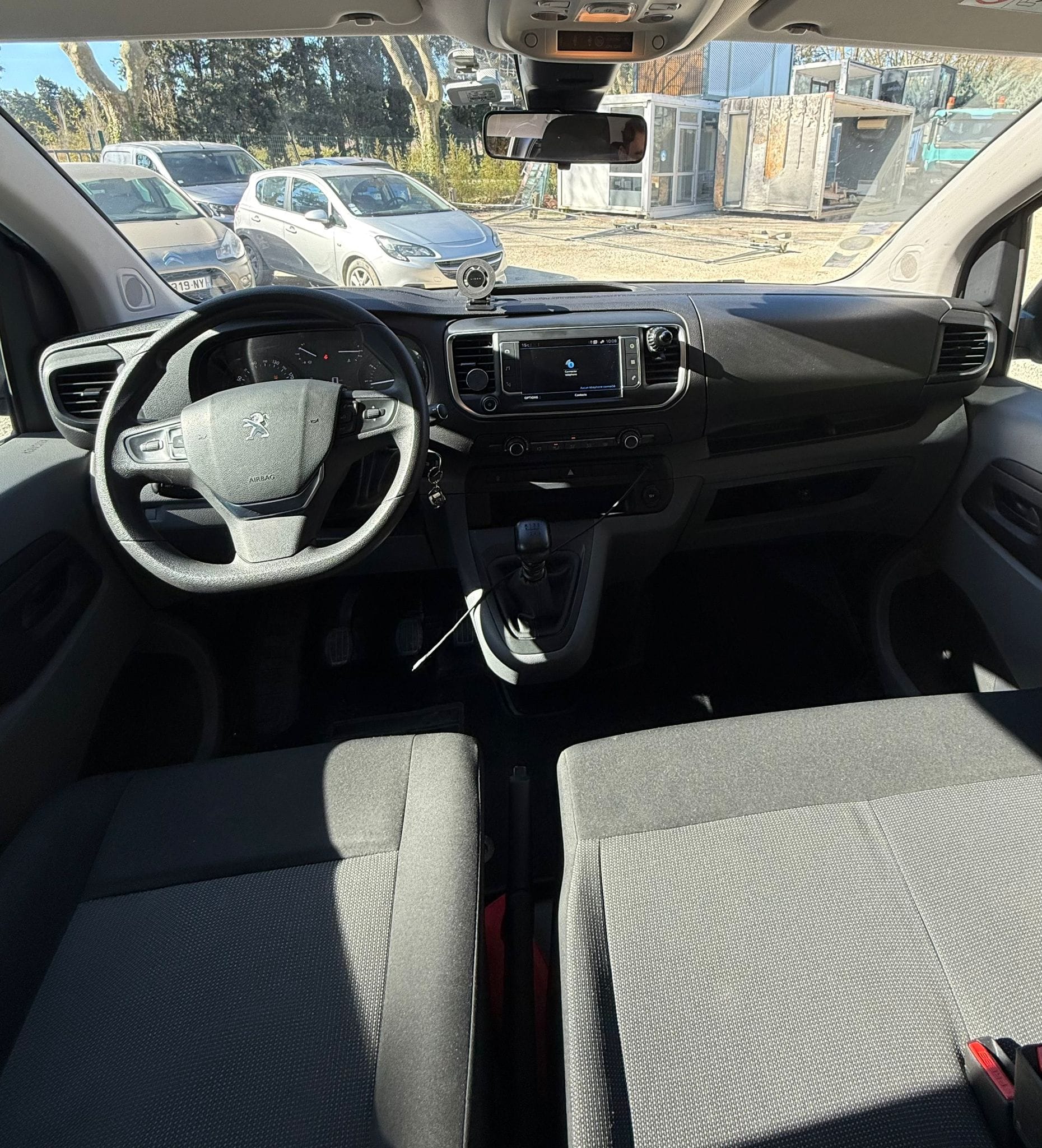 Peugeot Expert Combi 1,5 bluhdi avec Régulateur de vitesse