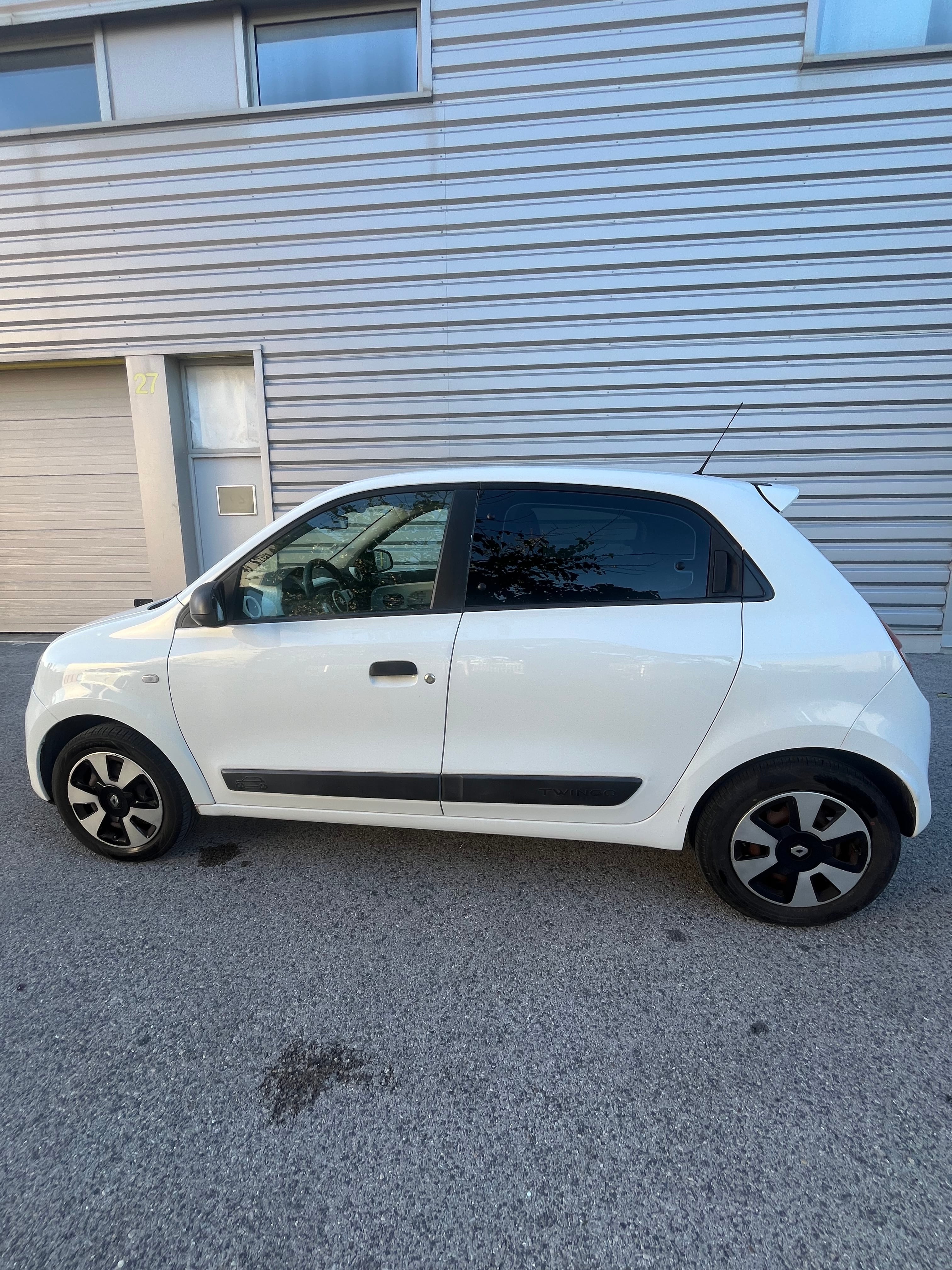 Renault Twingo III avec Climatisation