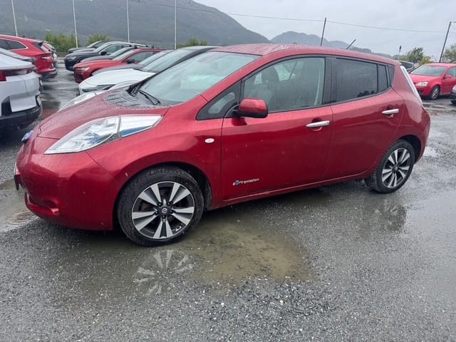 Nissan Leaf, 2015, Électrique, automatique