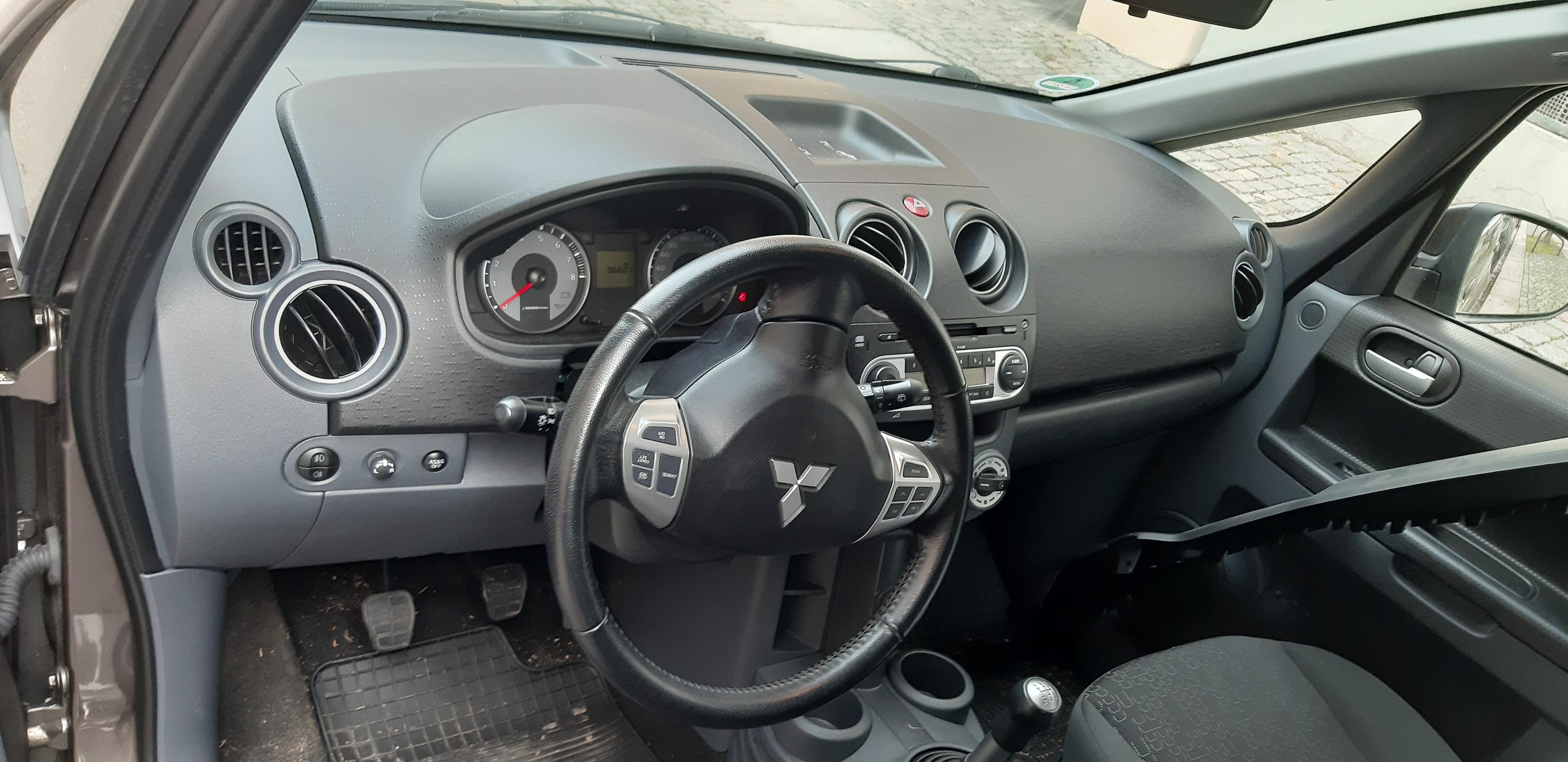 Mitsubishi Colt 1.3 Benzin Klimaanlage 5-Sitzer, 5-Türer