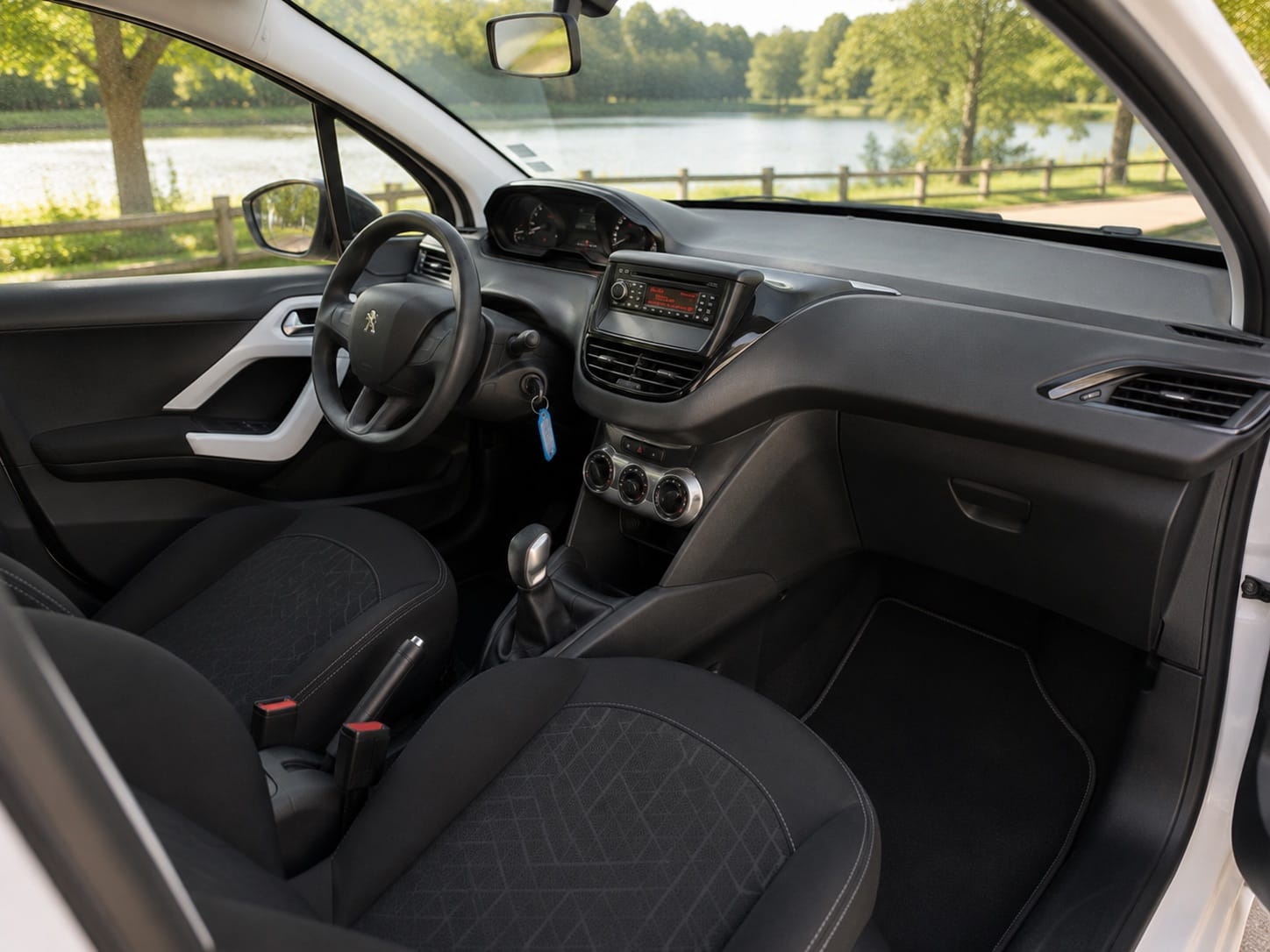 Peugeot 208 avec Port USB