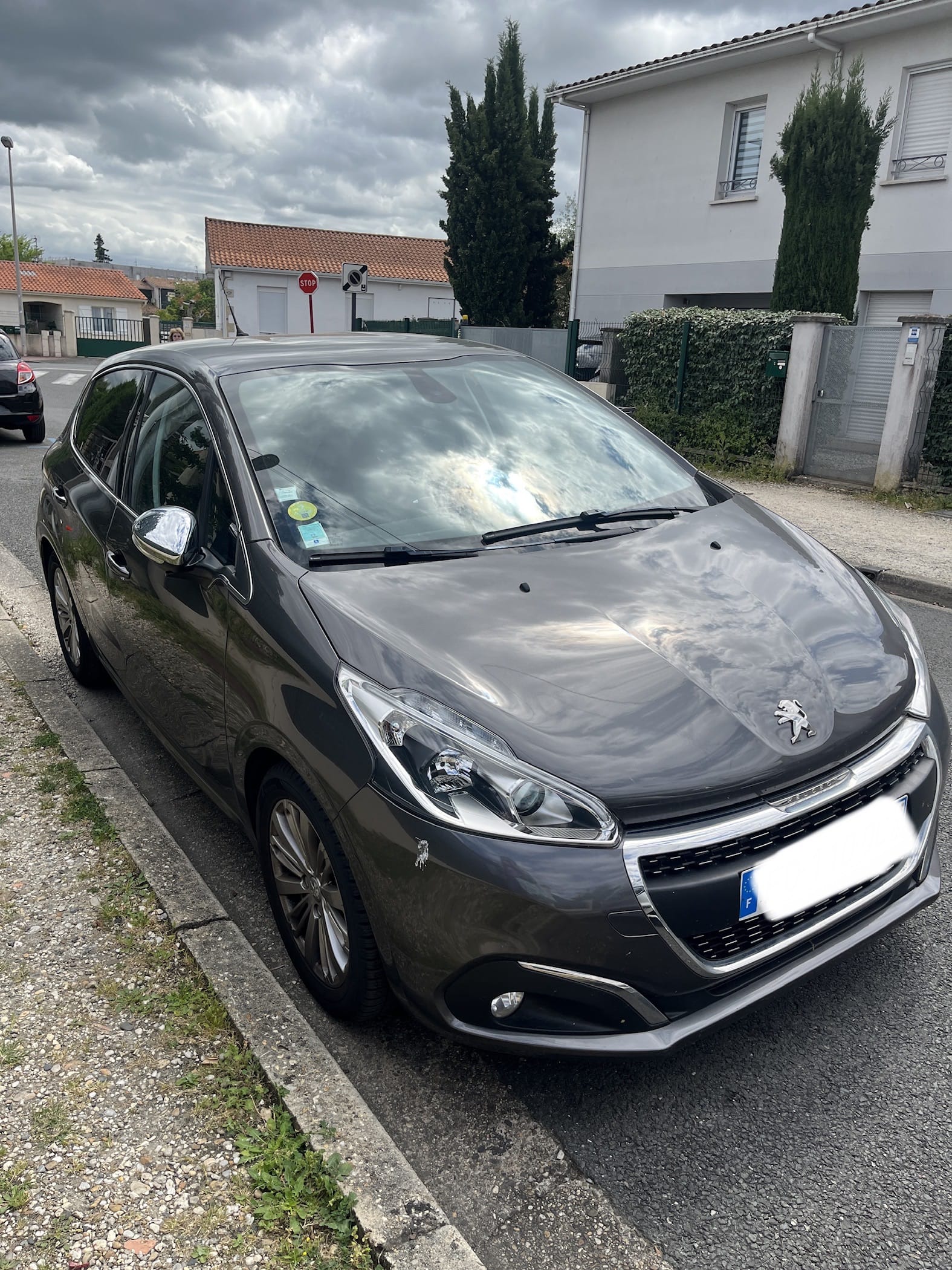 Peugeot 208 avec Climatisation