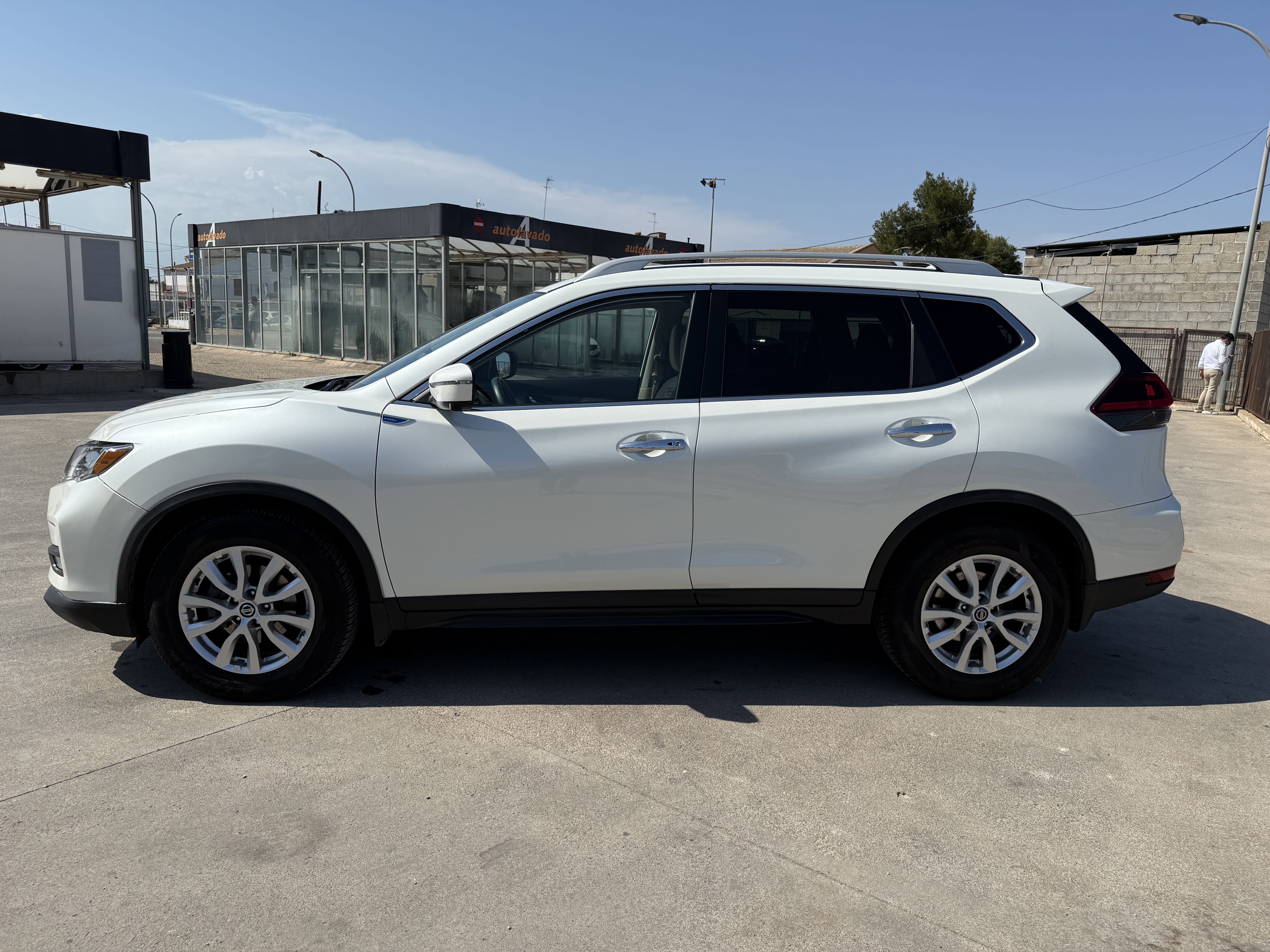 Nissan Rogue SL con Aire acondicionado