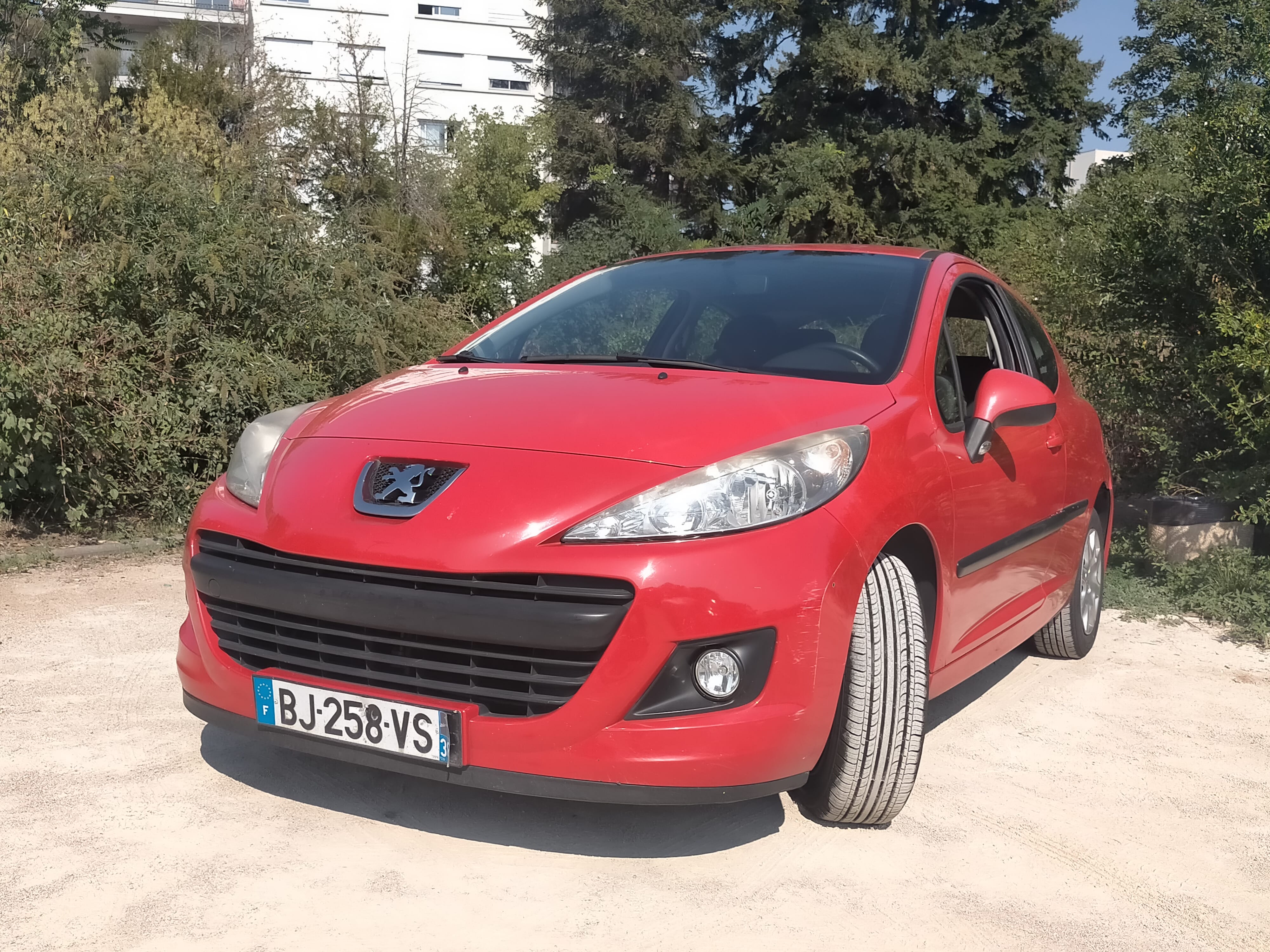 Peugeot 207 avec Chaines