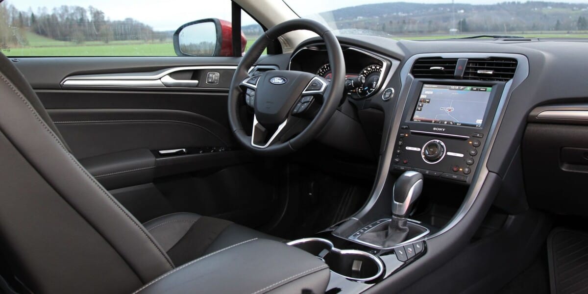 Ford Mondeo med Babysete