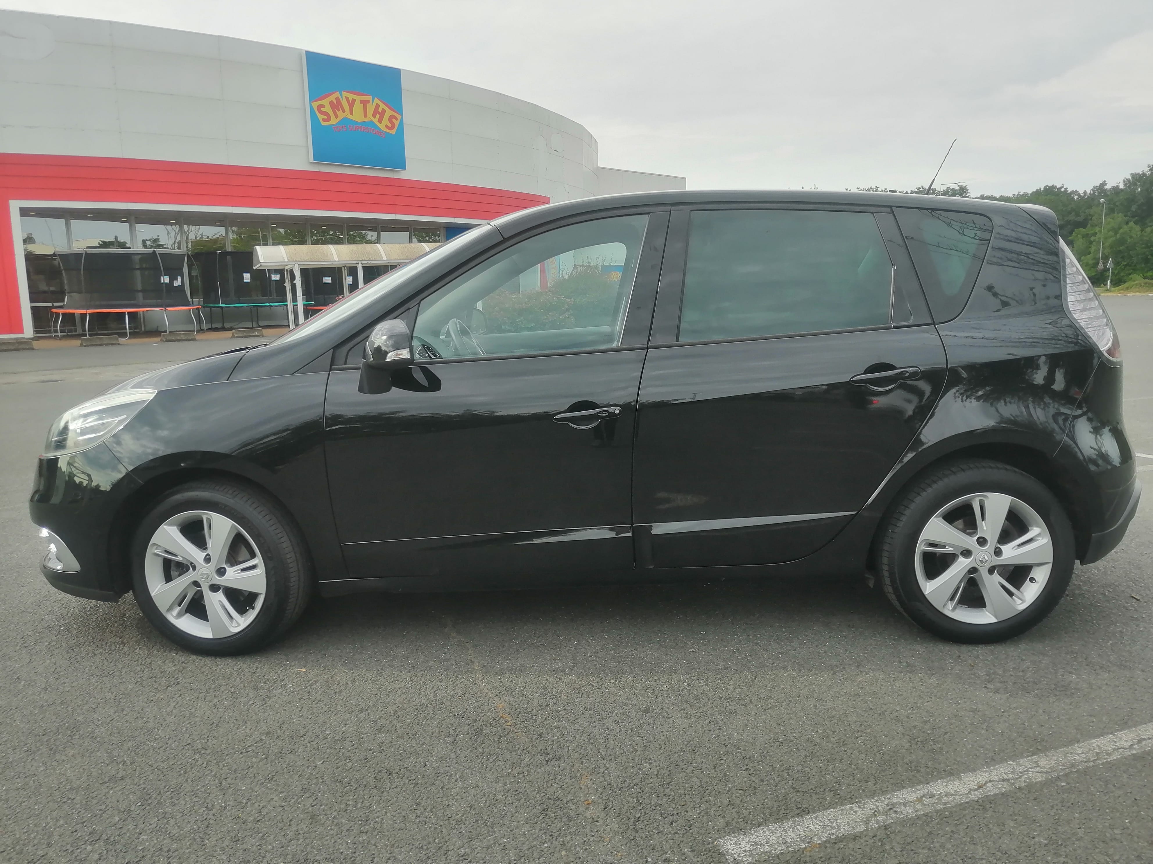 Renault Scenic 5 Places avec Climatisation