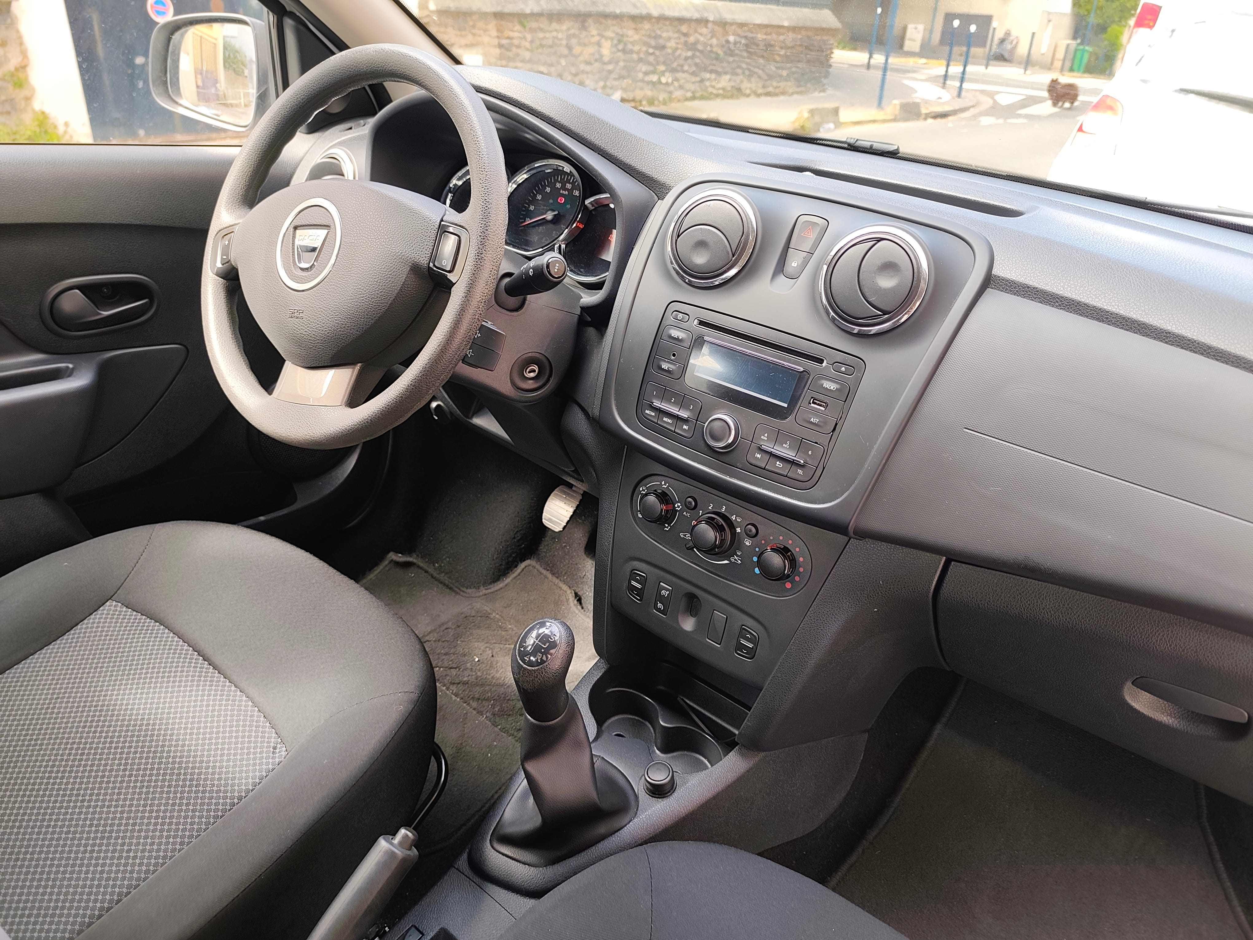 Dacia Sandero avec Audio Bluetooth