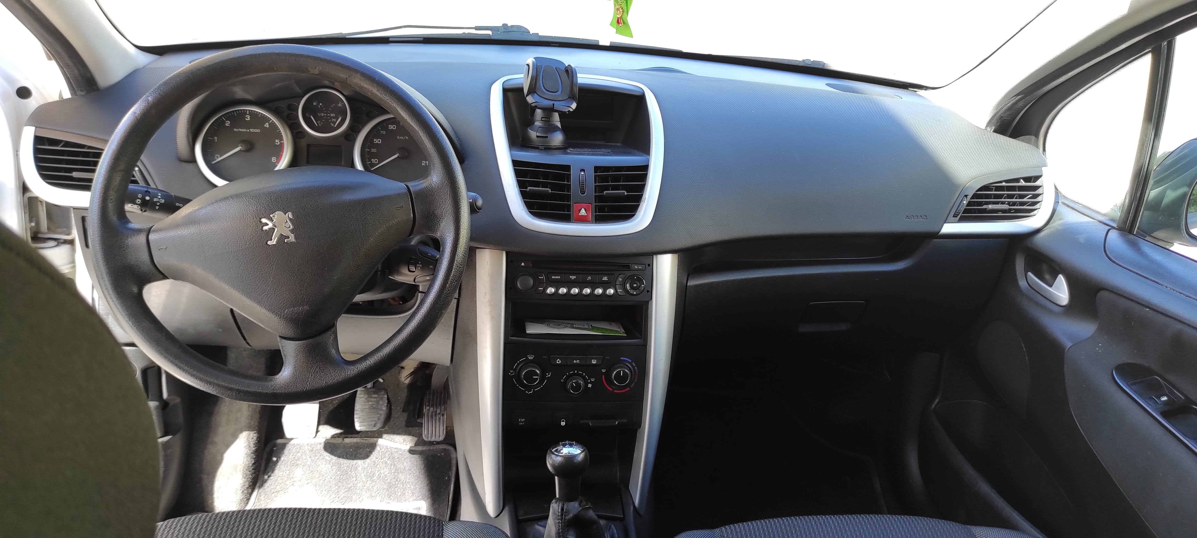Peugeot 207+