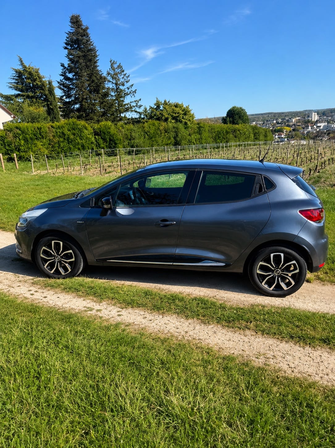 Renault Clio avec Climatisation