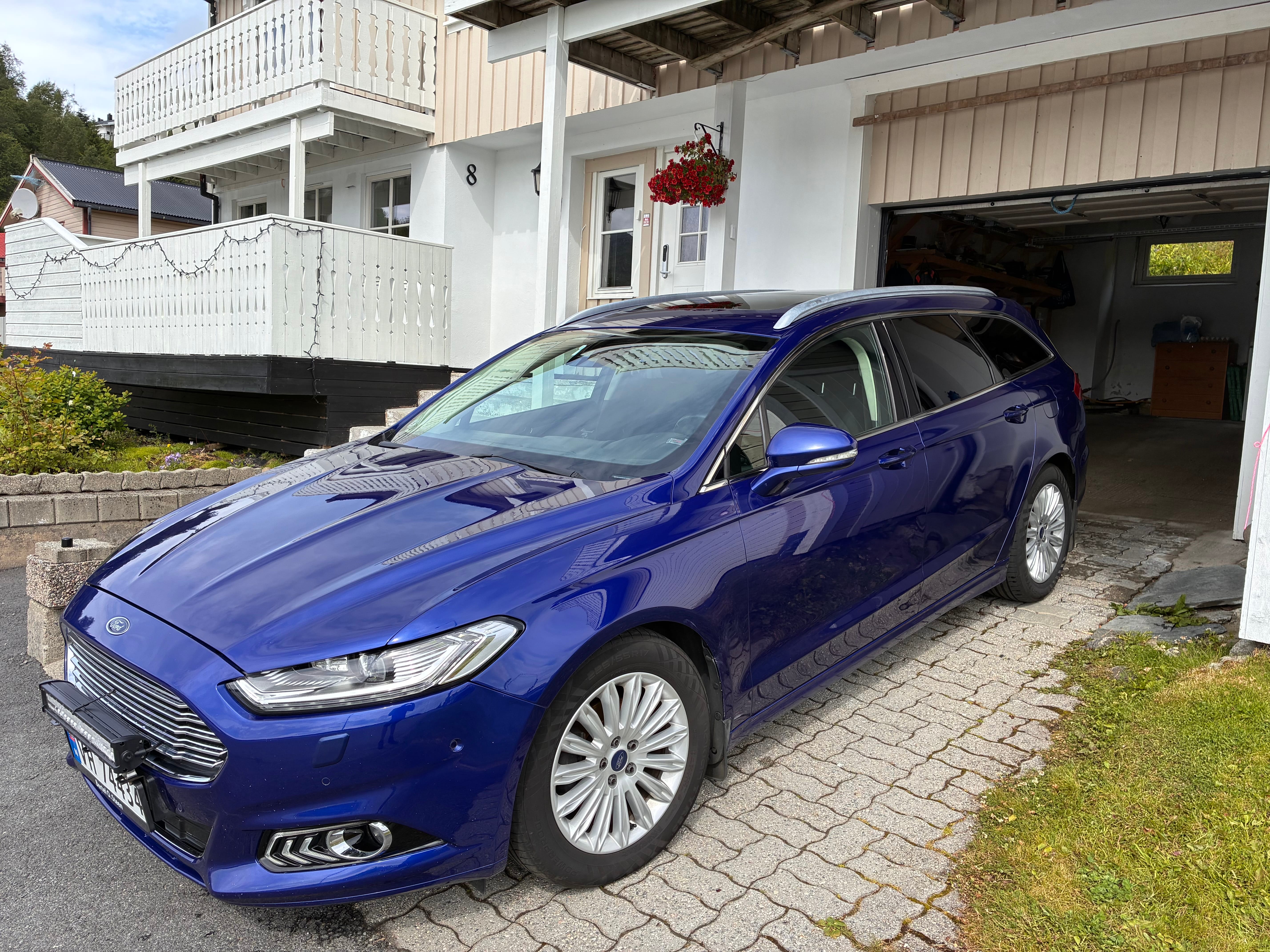 Ford Mondeo SW Business 2.0 with Air conditioning