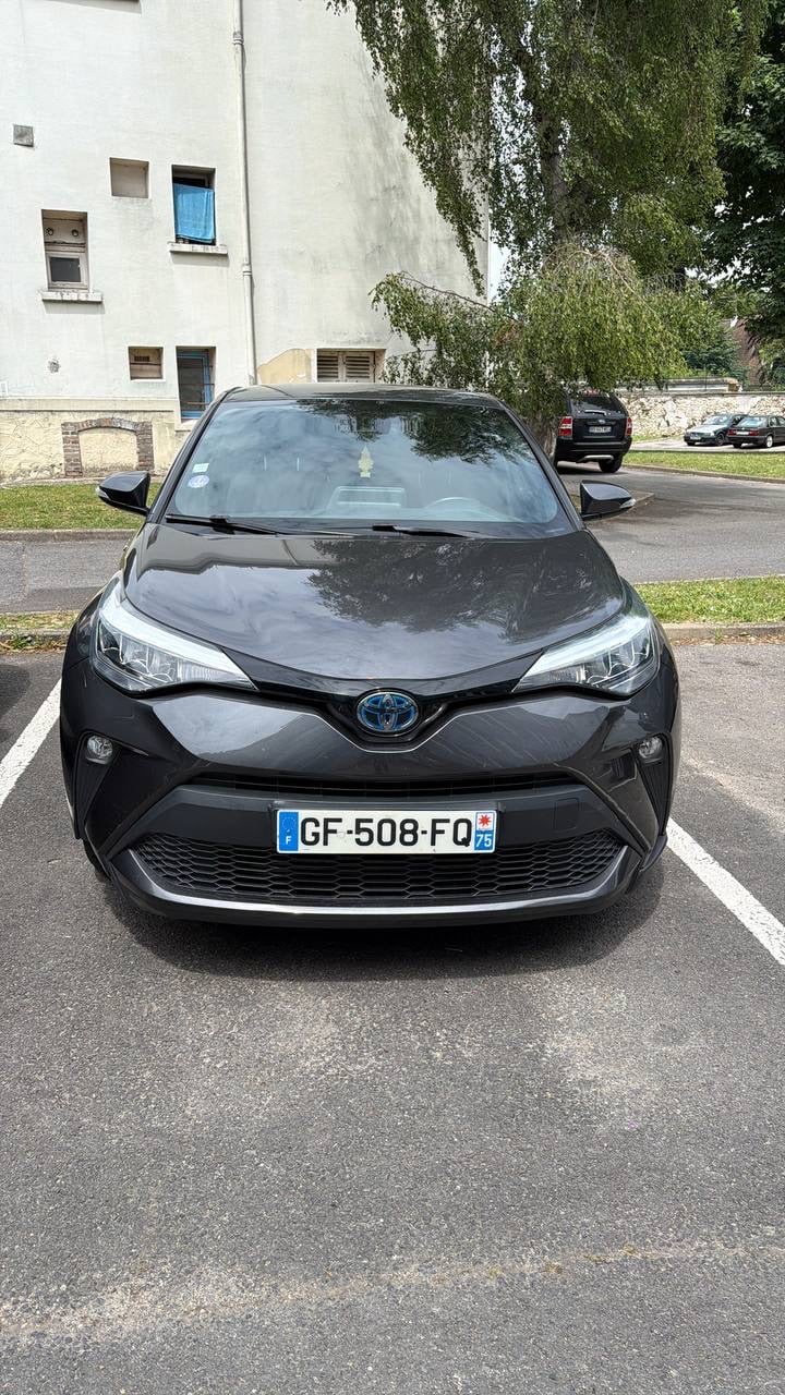 Toyota C-HR, 2022, Essence 95 / Électrique (hybride), automatique