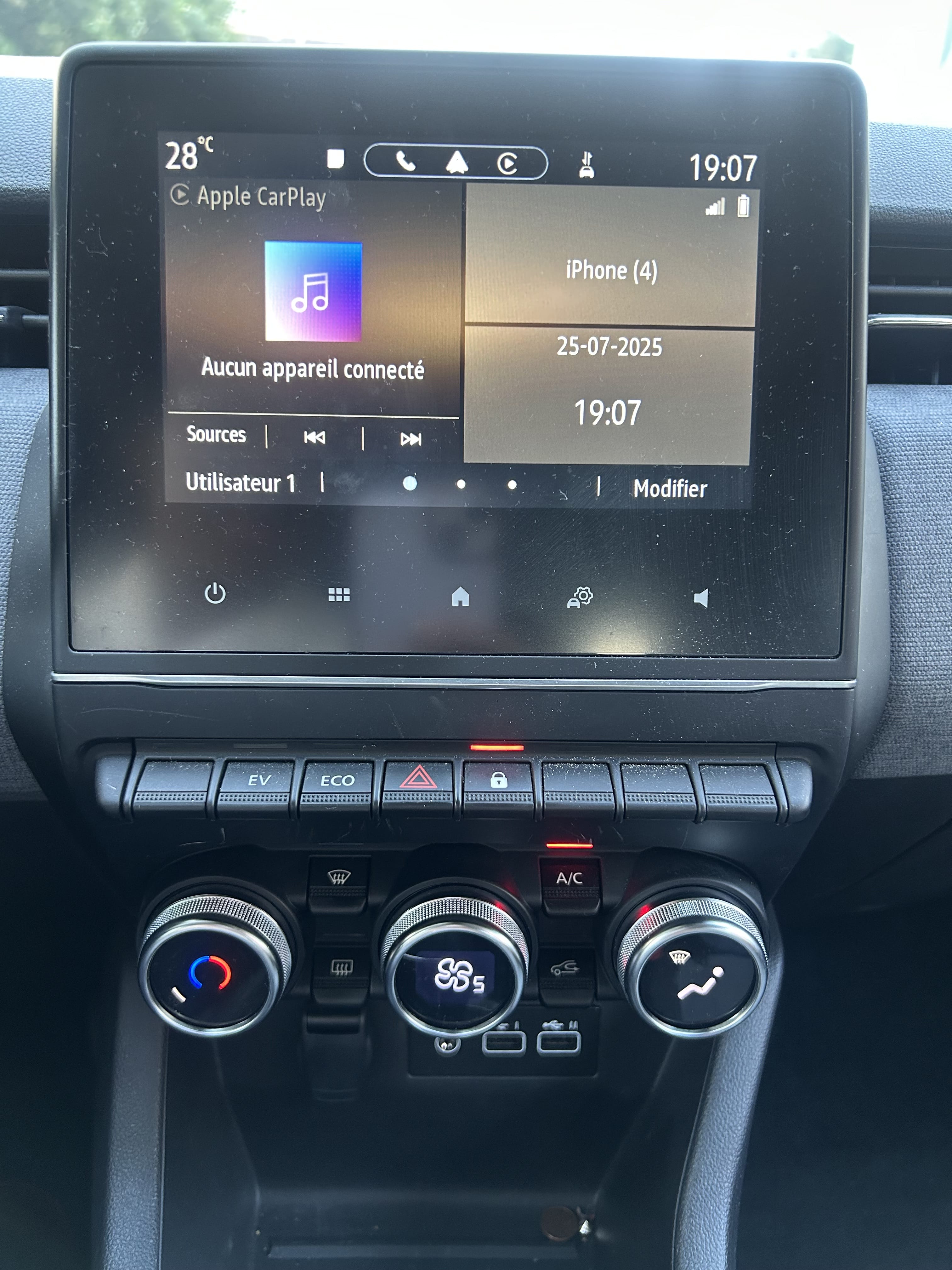 Renault Clio E-tech avec Régulateur de vitesse