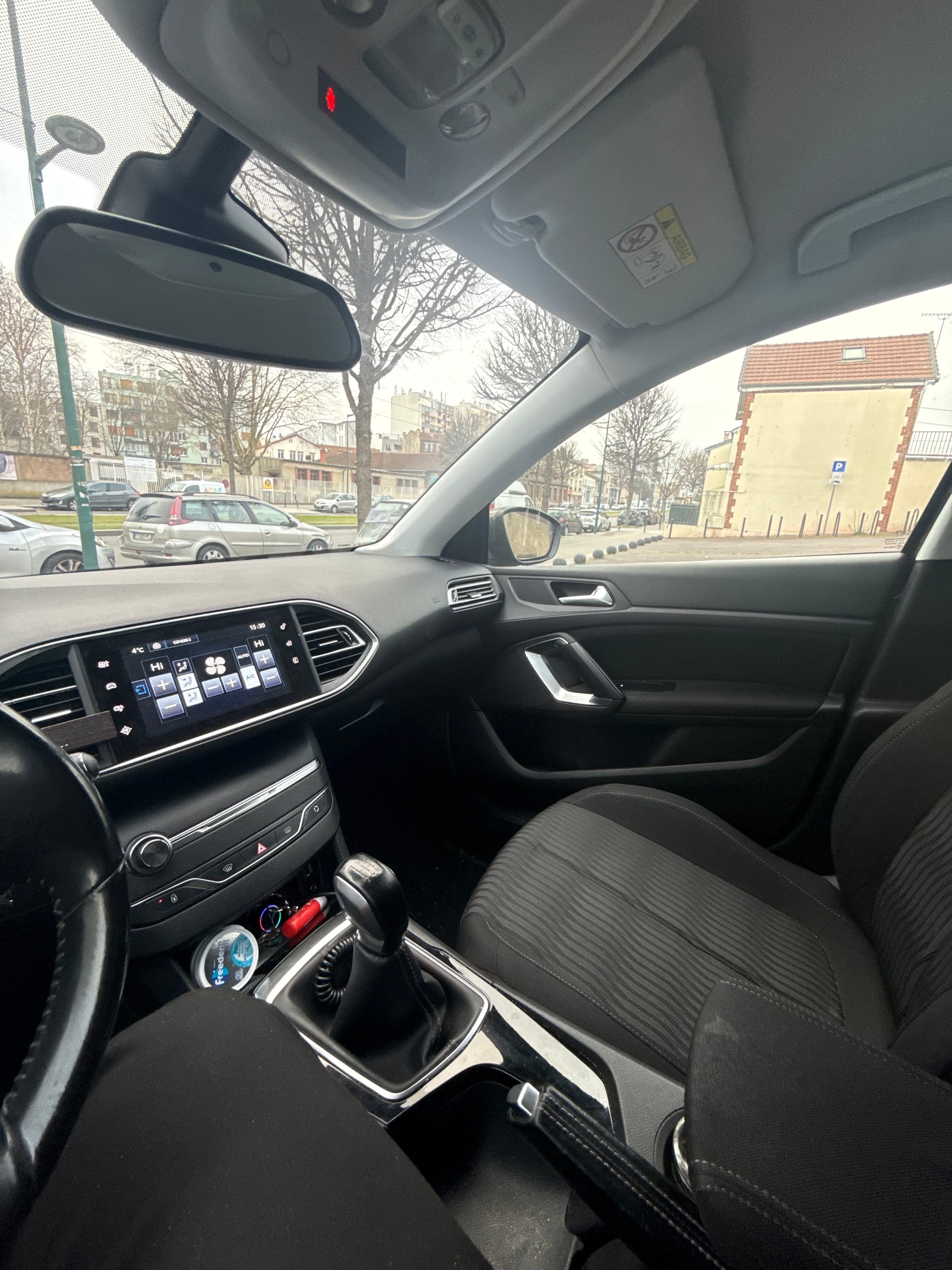 Peugeot 308