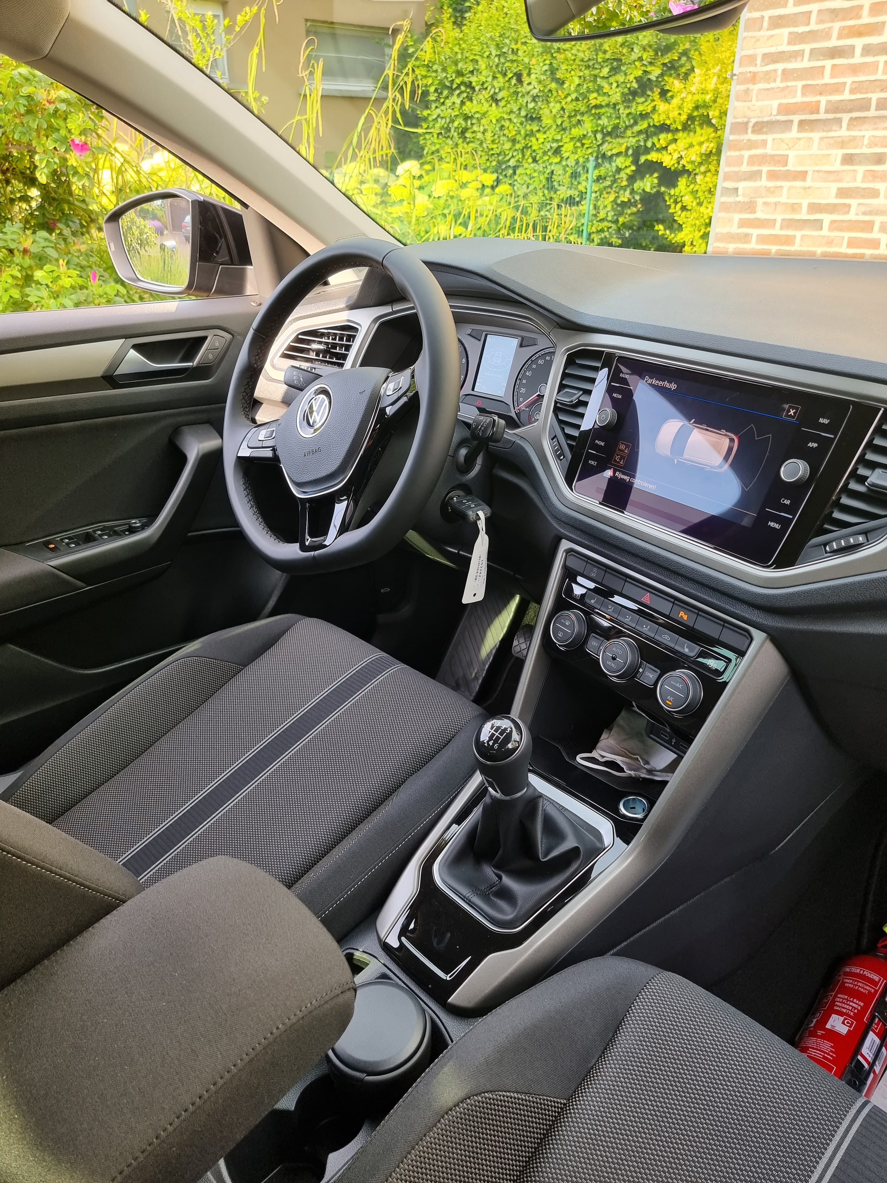 Volkswagen T-Roc 110 Tsi met GPS