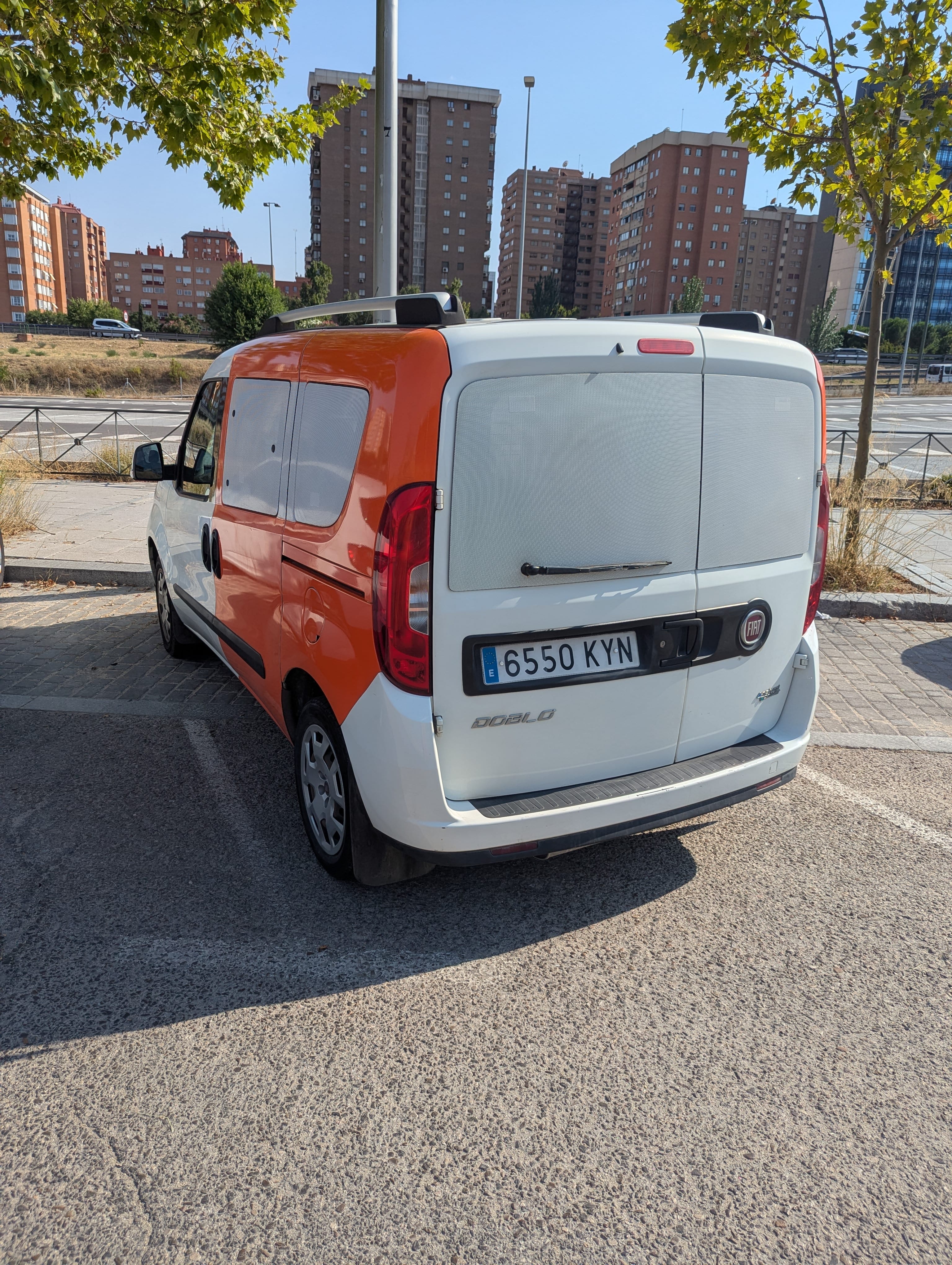 Fiat Doblo Cargo con Aire acondicionado