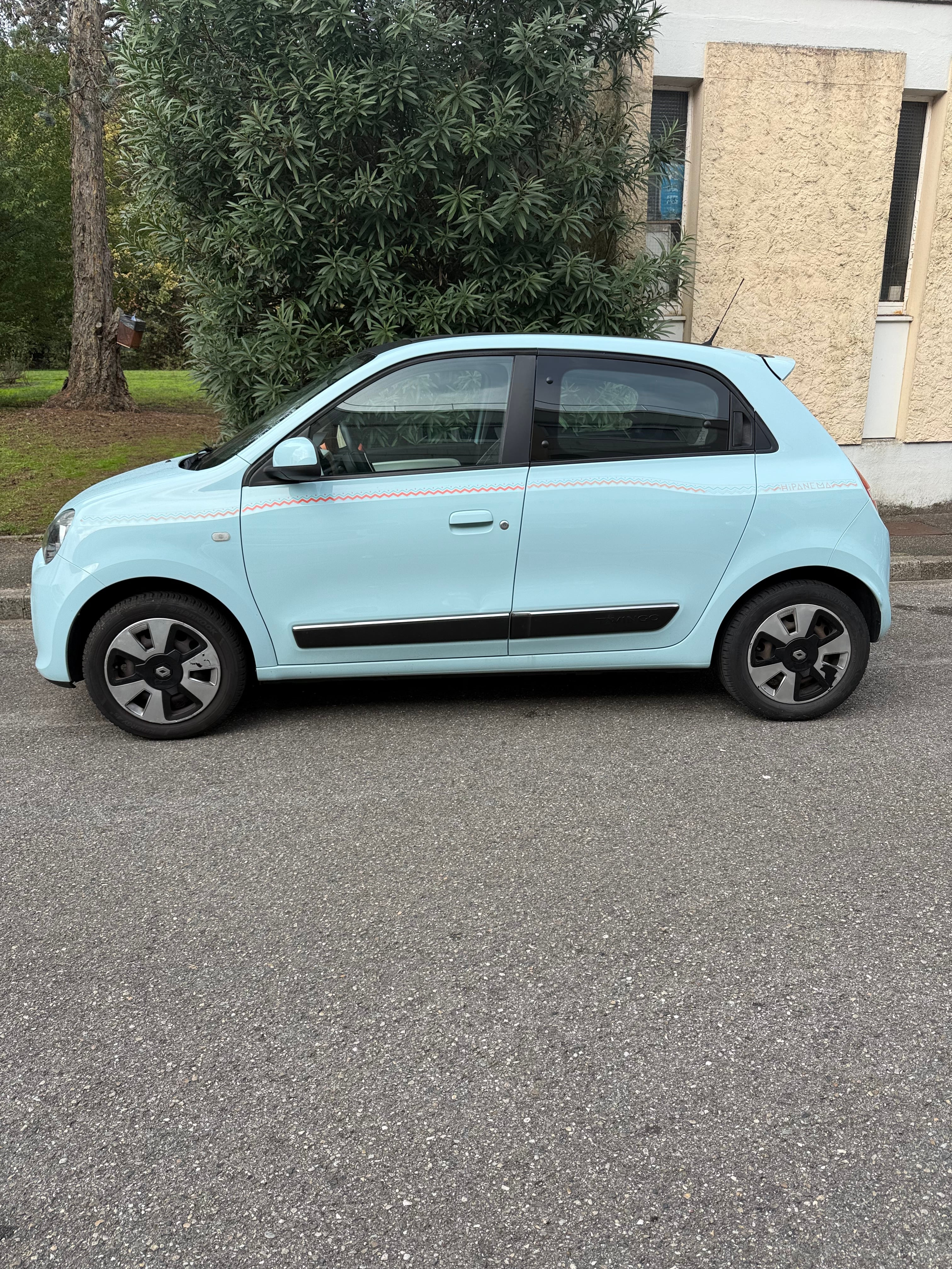 Renault Twingo III avec Climatisation