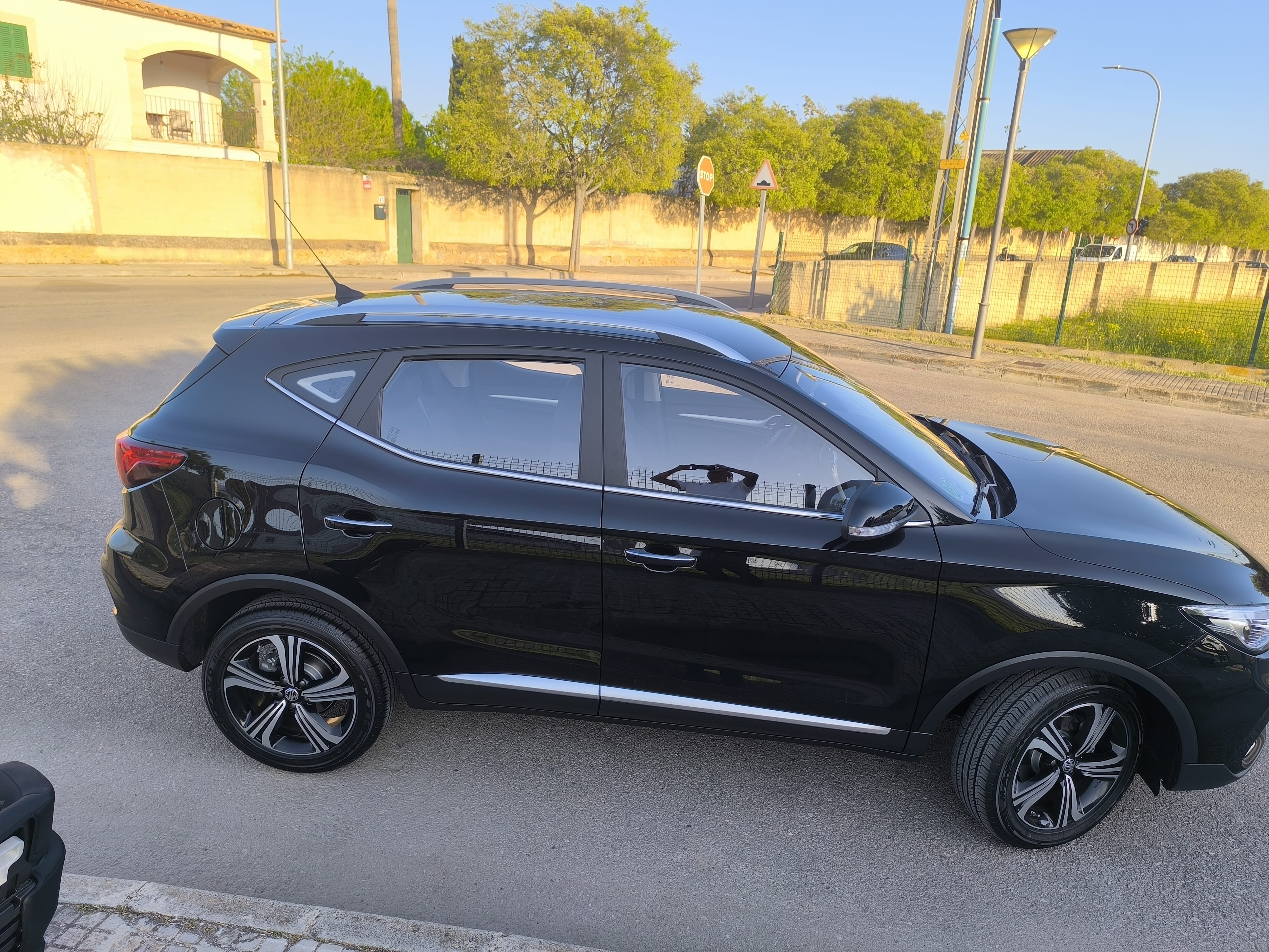 MG ZS med GPS