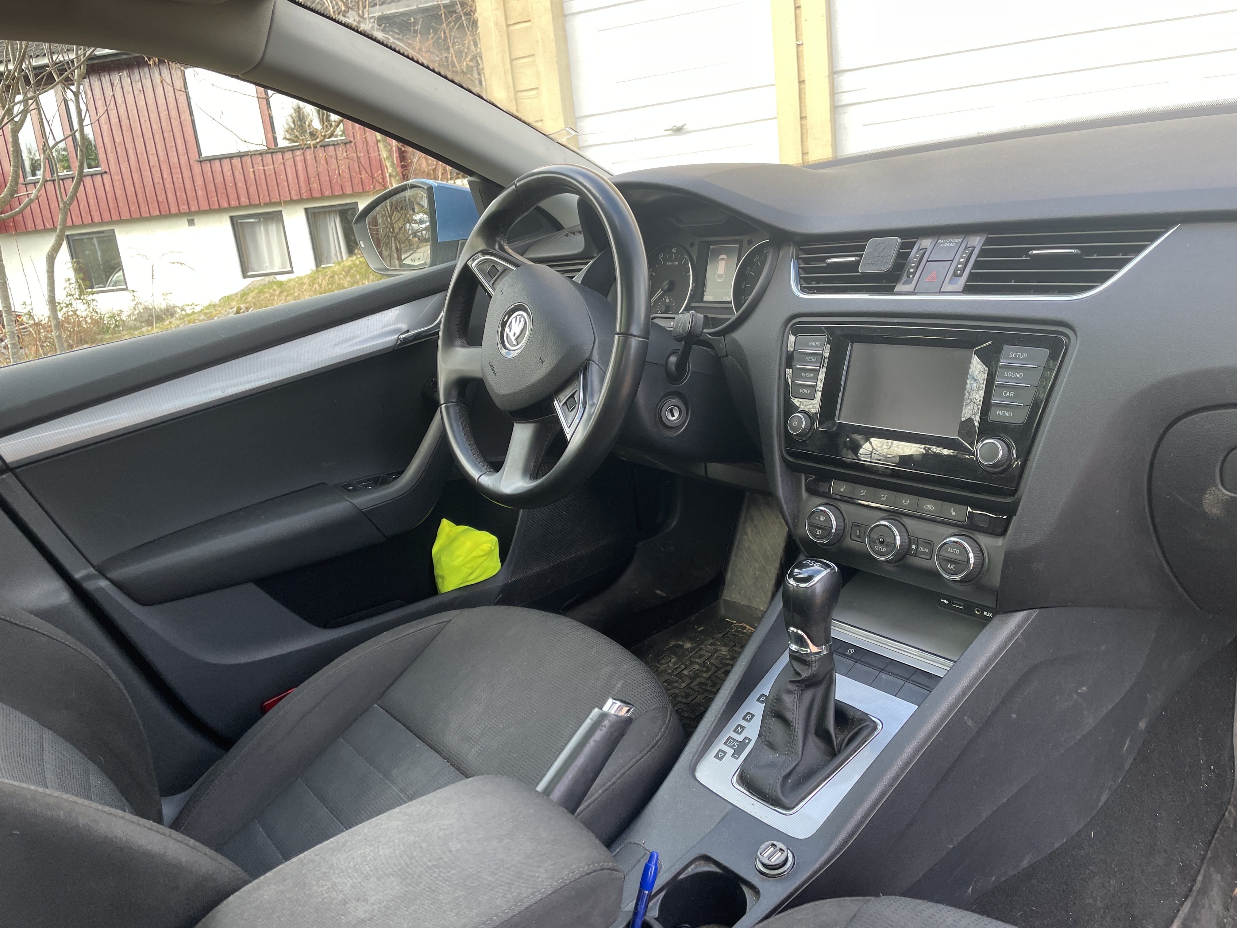 Skoda Octavia Combi 1.4 TSI DSG med Bluetooth audio