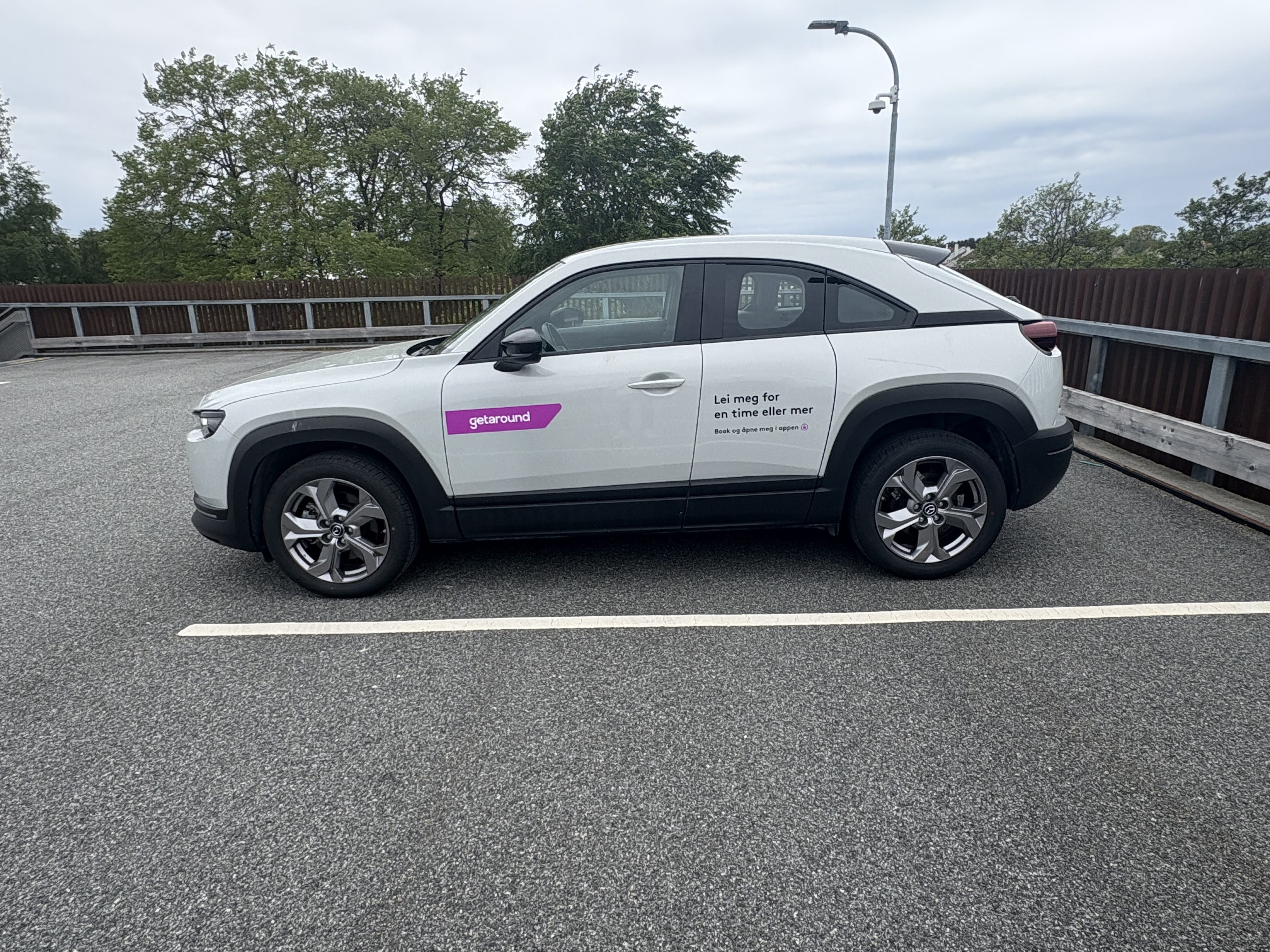 Mazda MX-30 med Aircondition