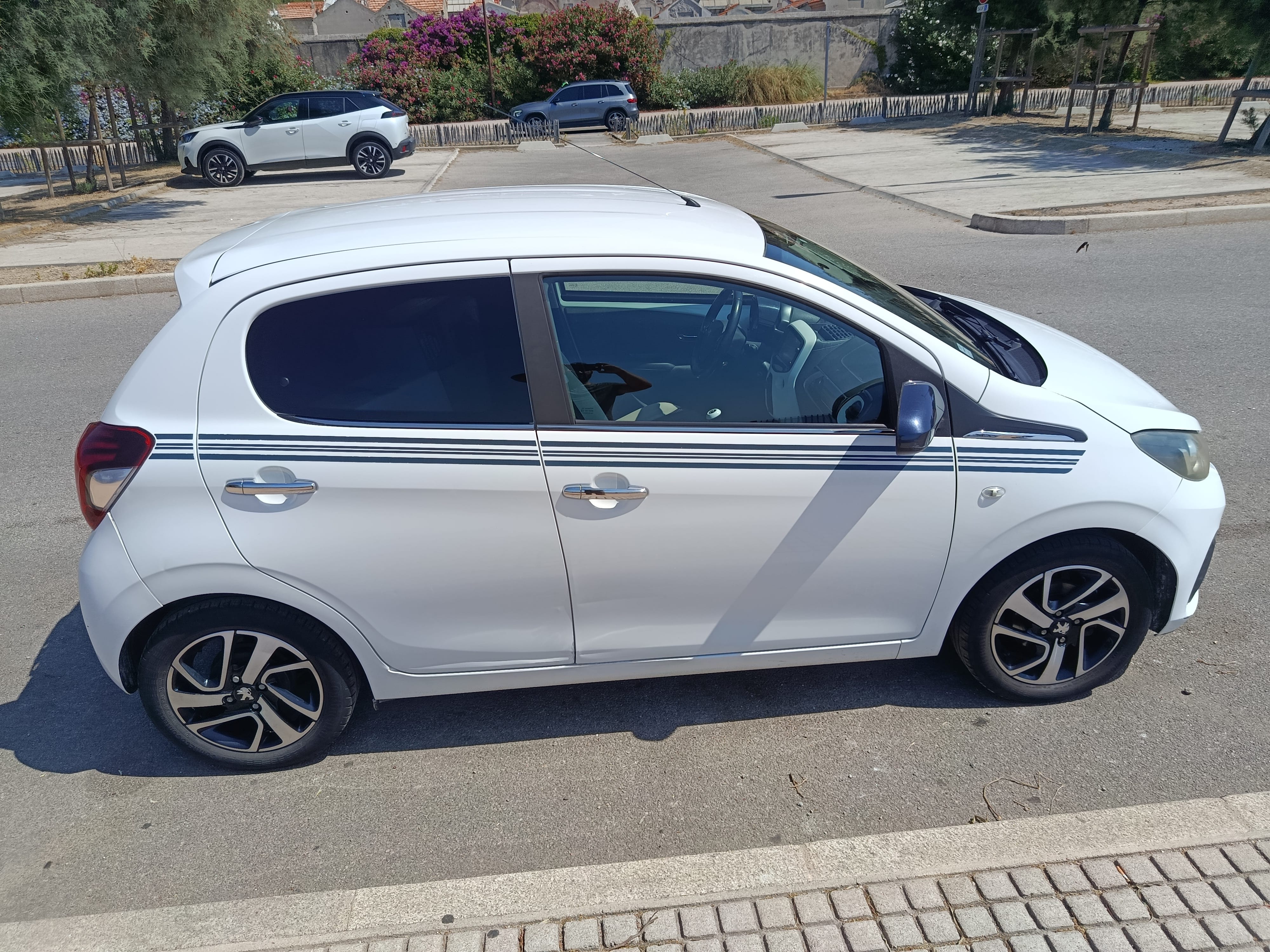 Peugeot 108 avec GPS