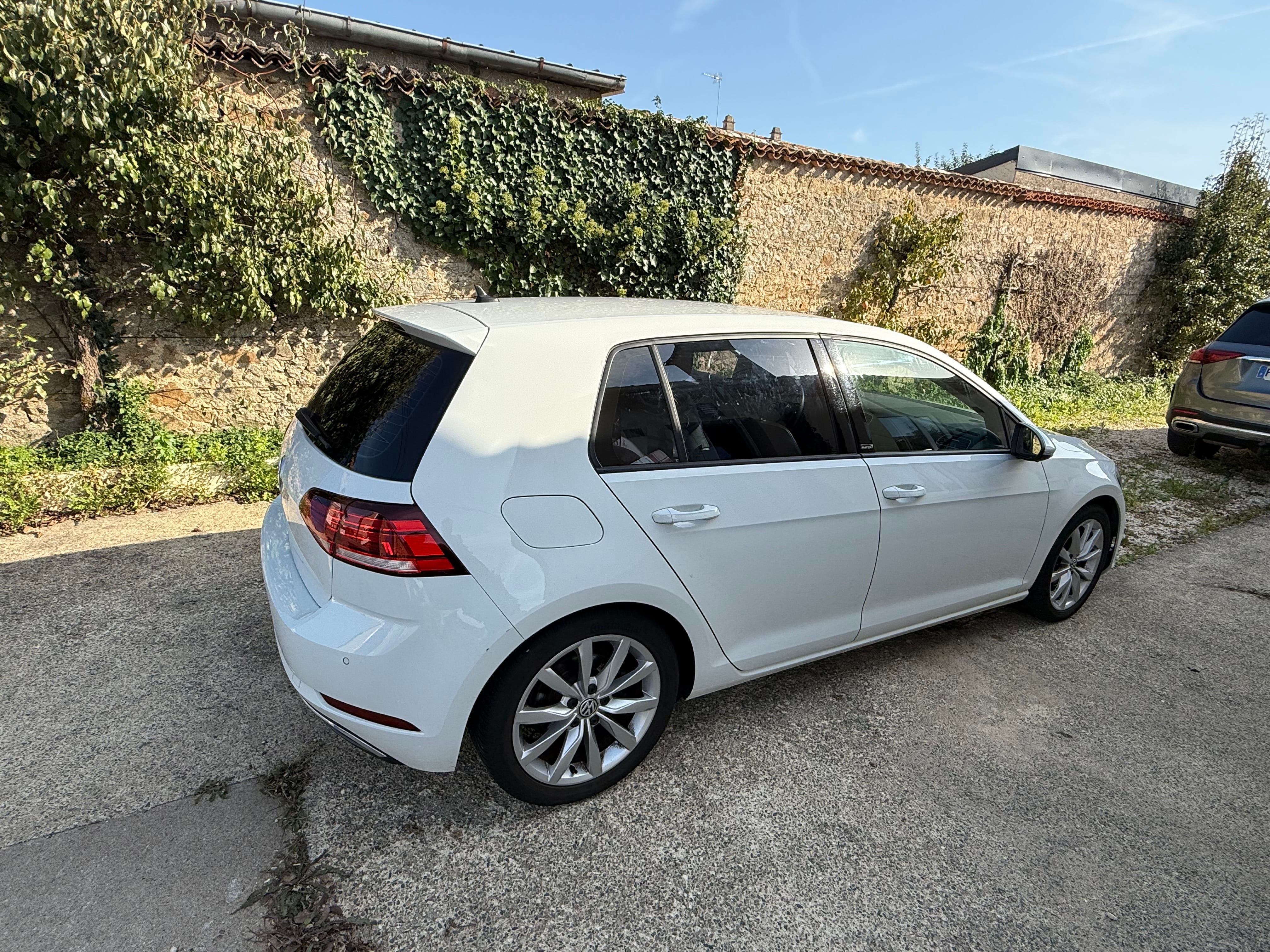 Volkswagen Golf avec Climatisation