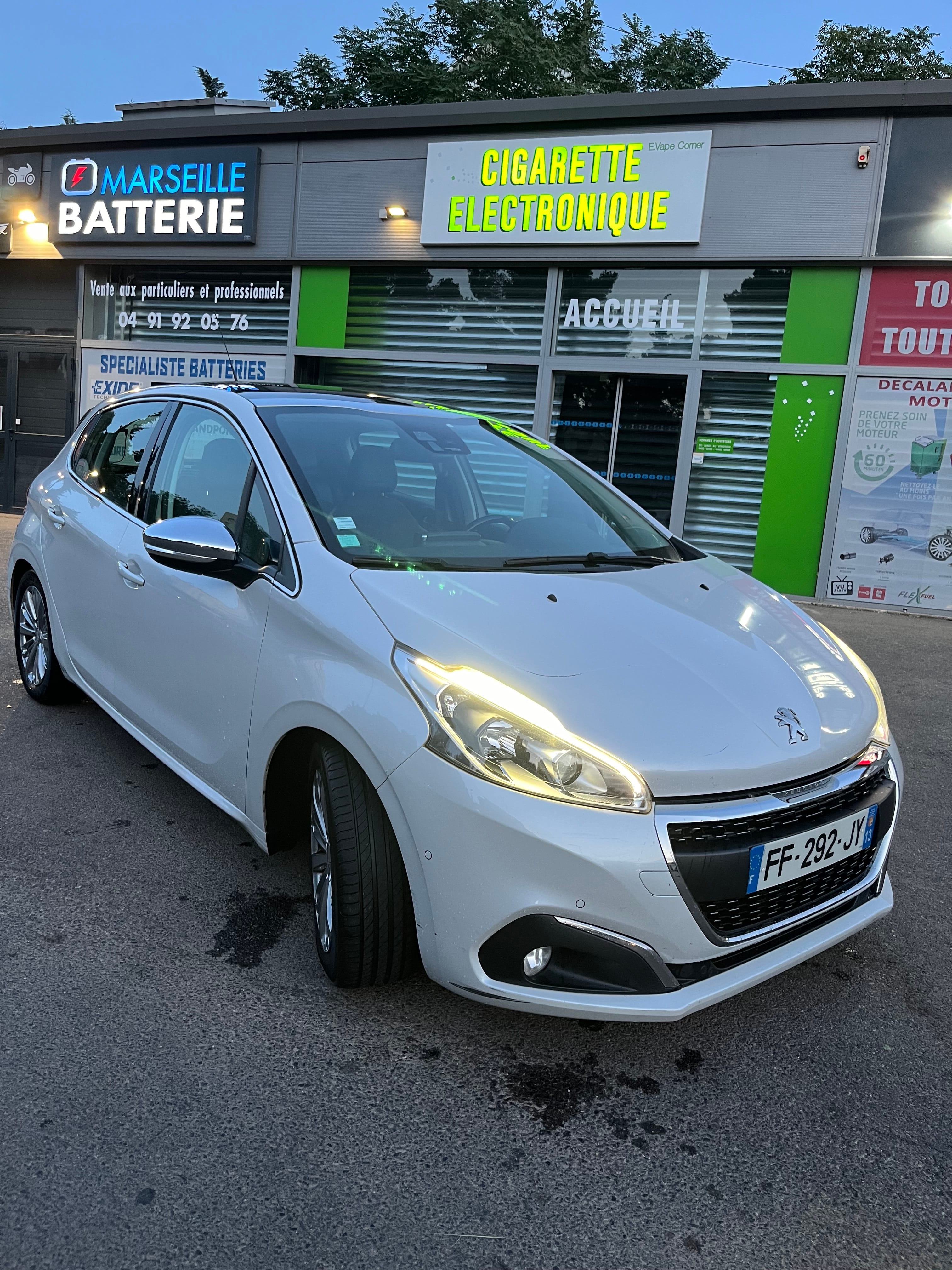 Peugeot 208, 2019, Diesel
