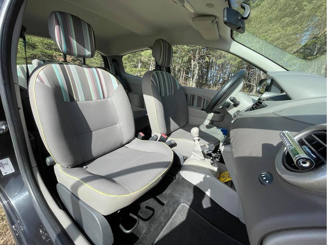 Renault Twingo II avec GPS