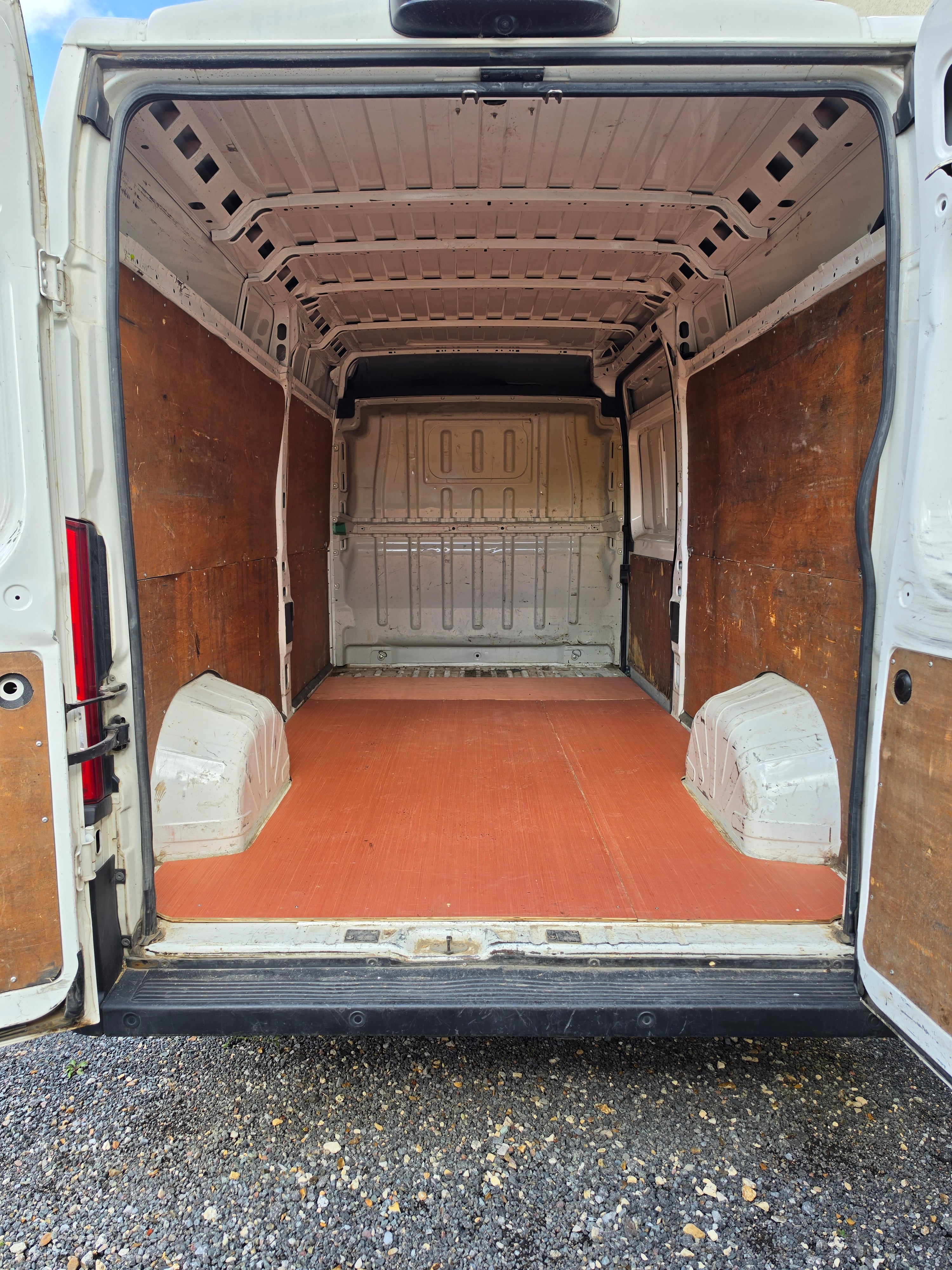 Peugeot Boxer 2.2 hdi avec Climatisation