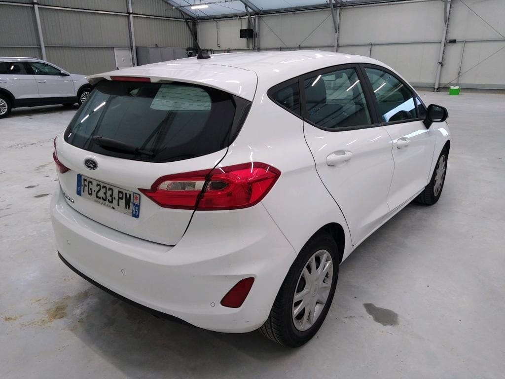 Ford Fiesta avec Climatisation