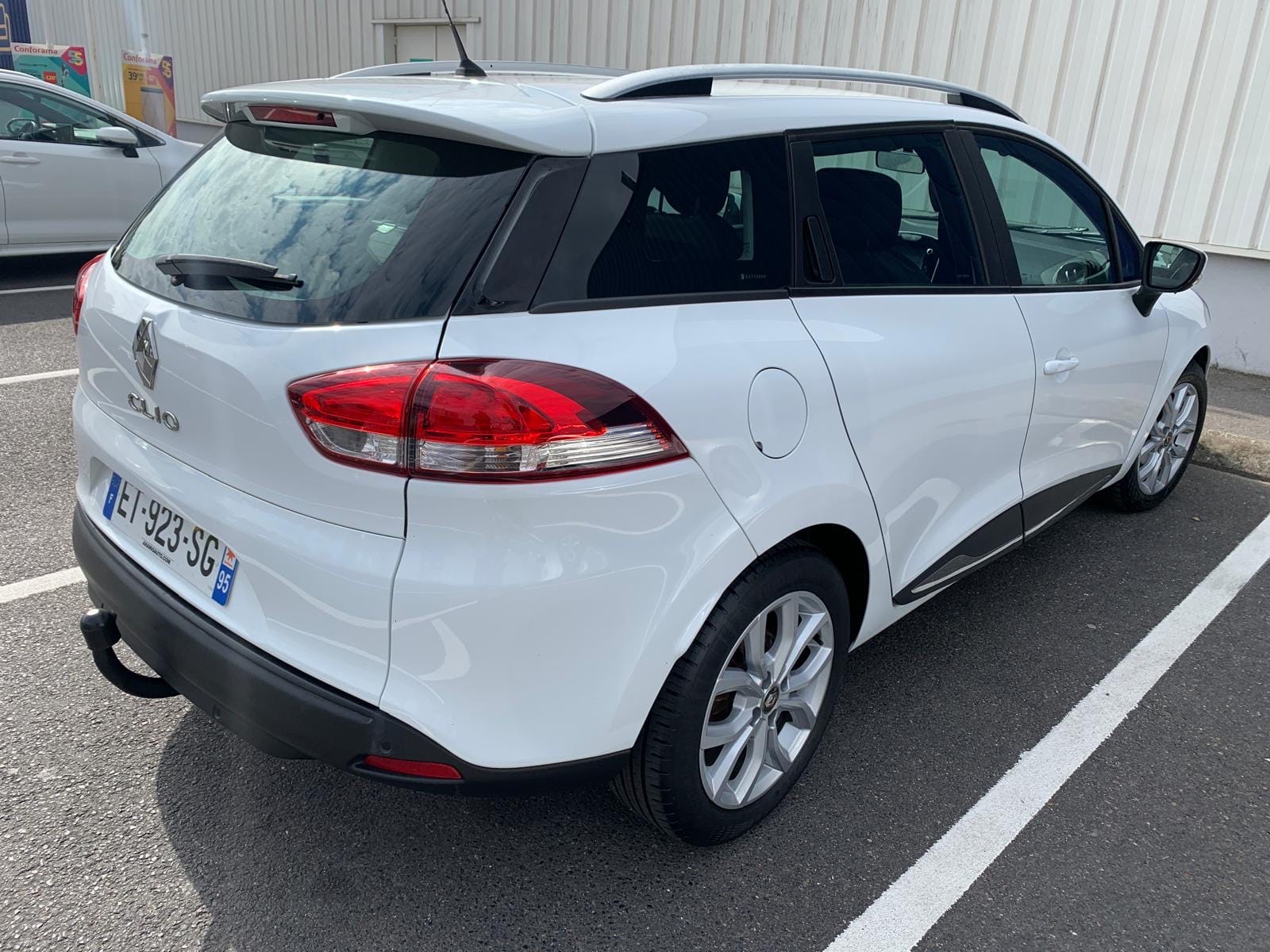 Renault Clio Estate avec Siège bébé