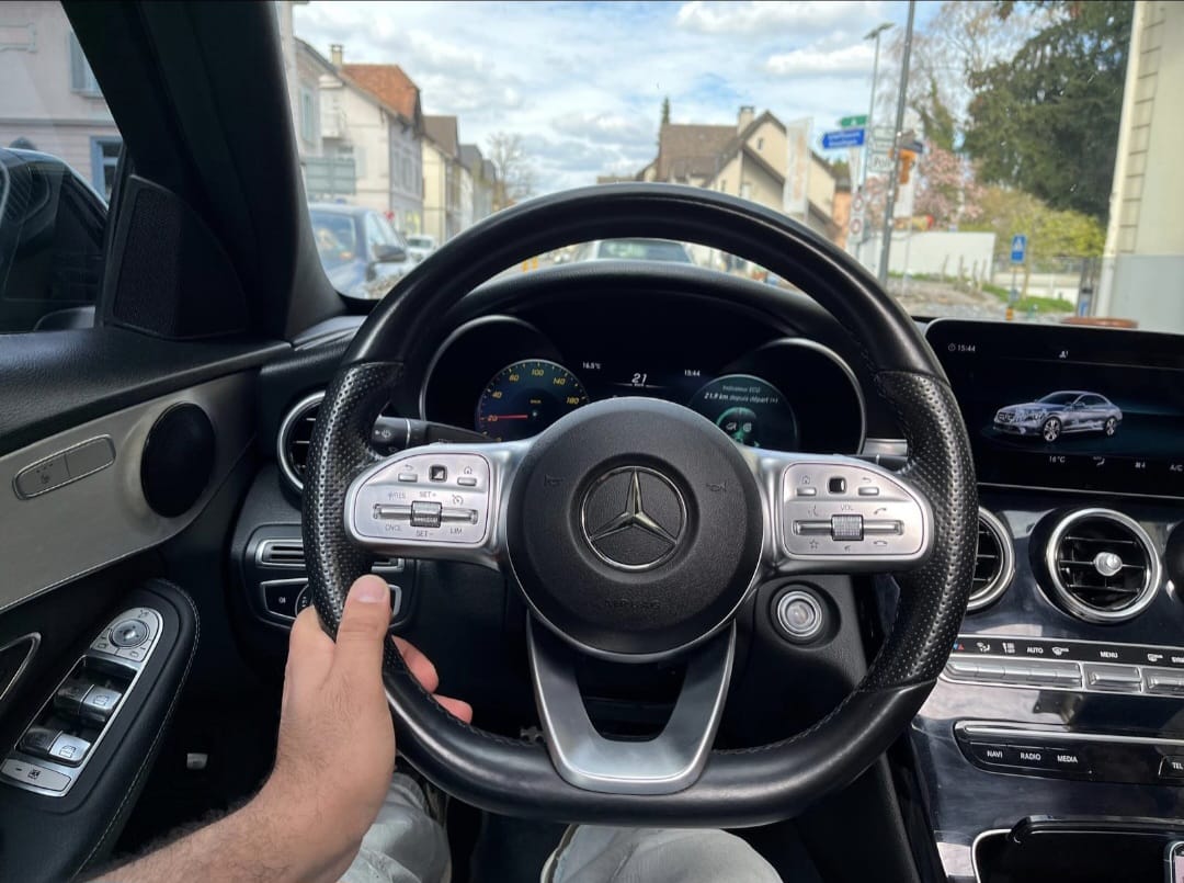 Mercedes-Benz Classe C avec GPS