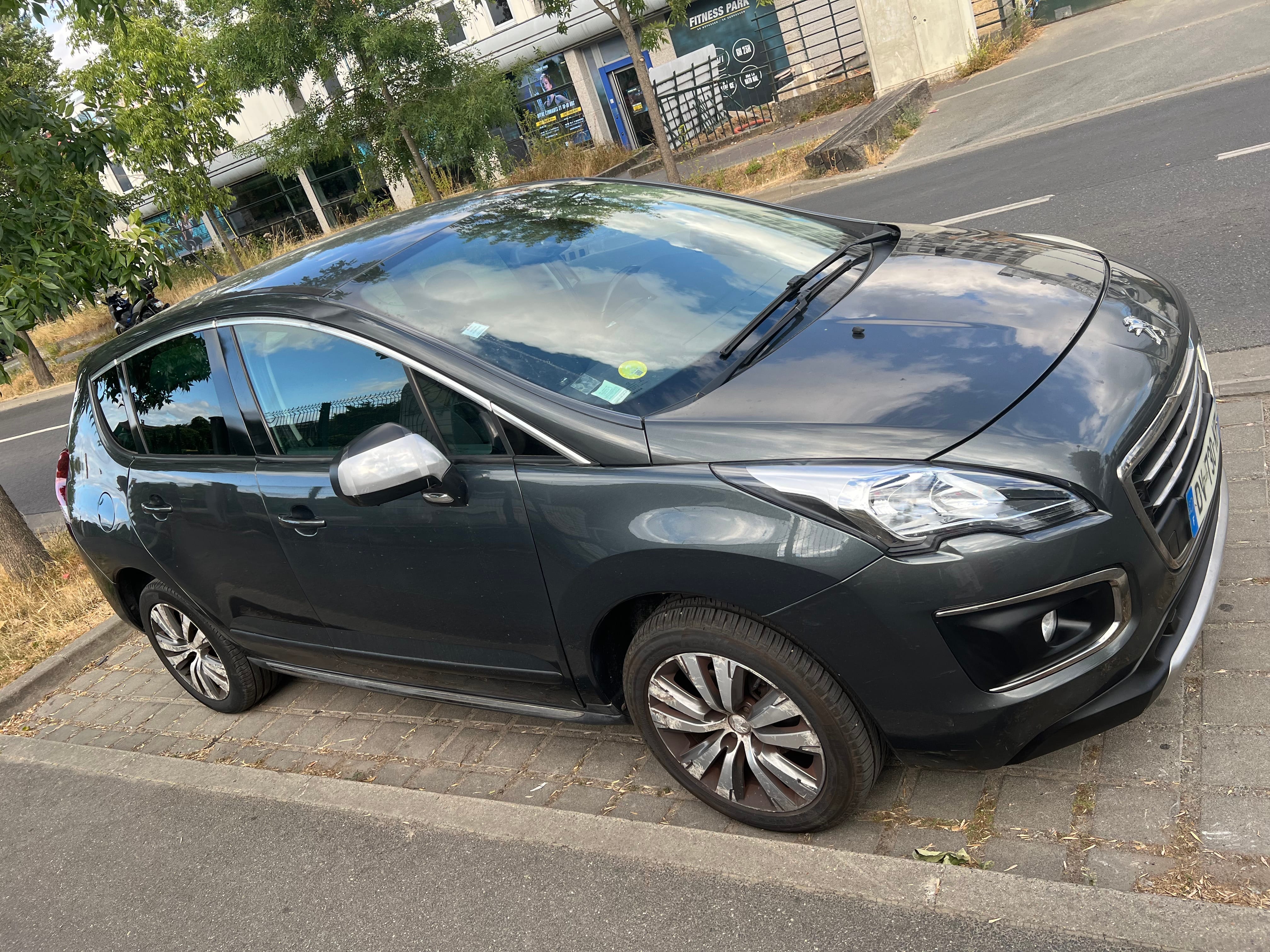 Peugeot 3008 avec Accessible fauteuil roulant