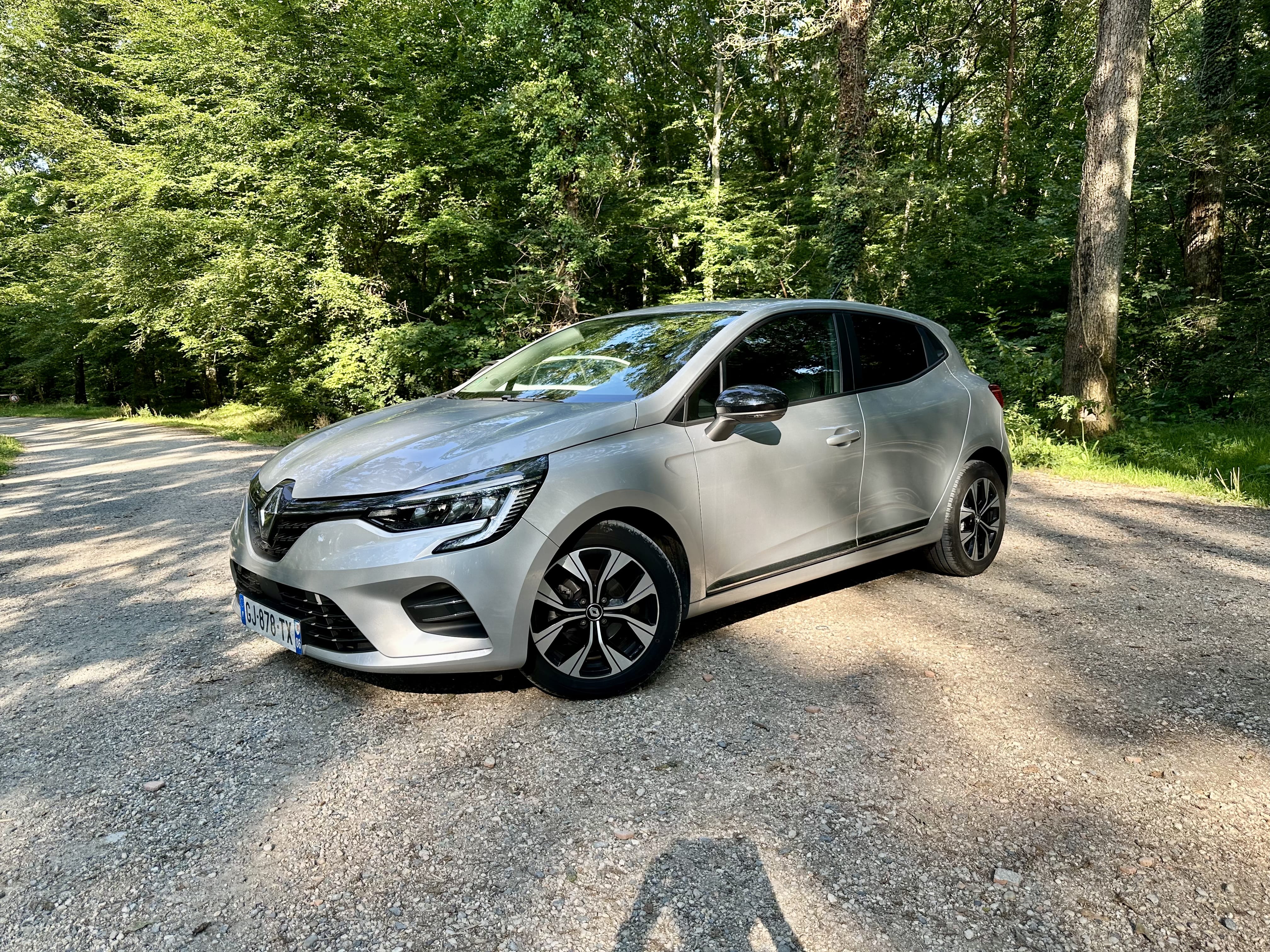 Renault Clio, 2022, Essence 98, automatique