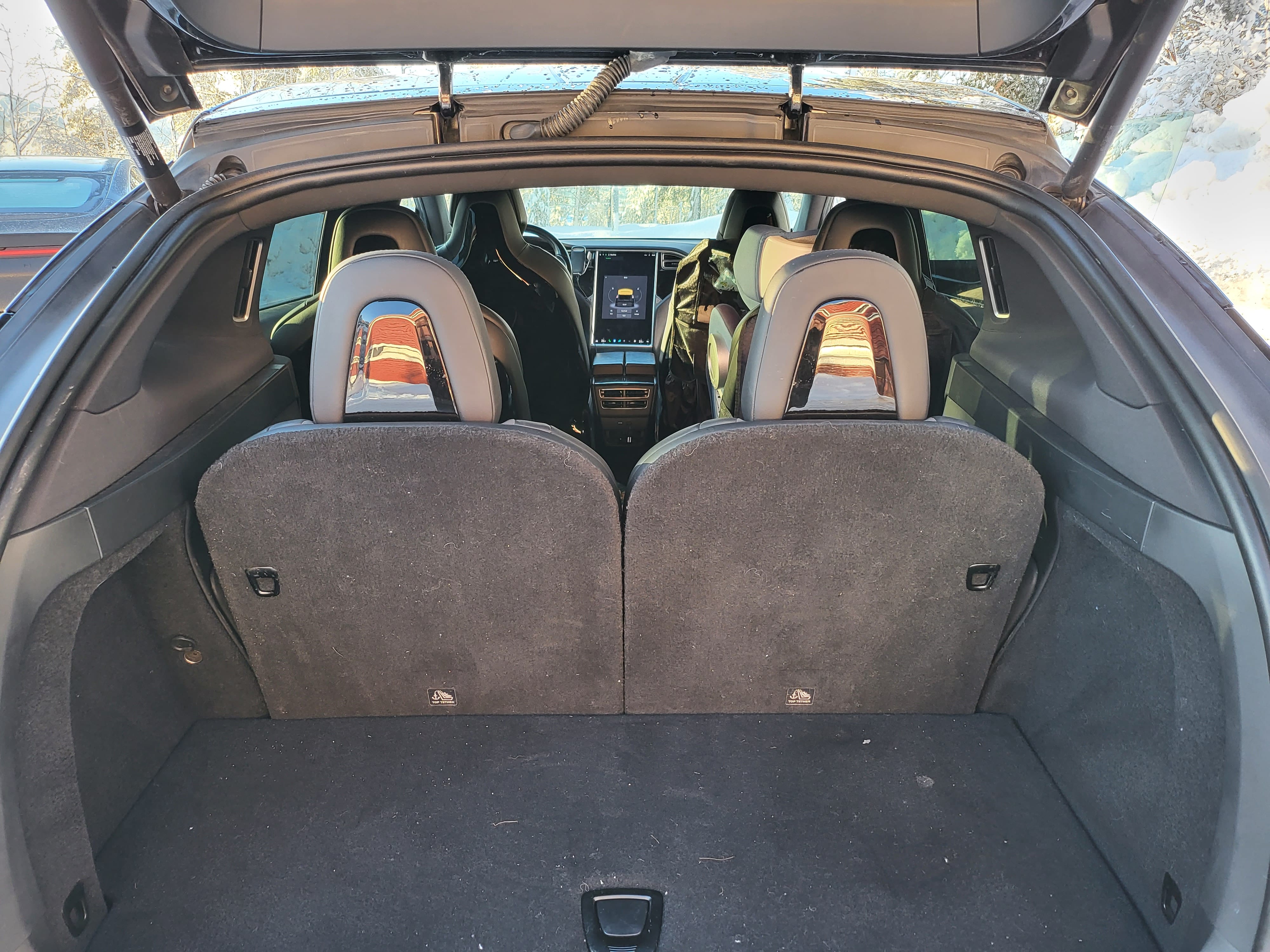 Tesla Model X med Babysete