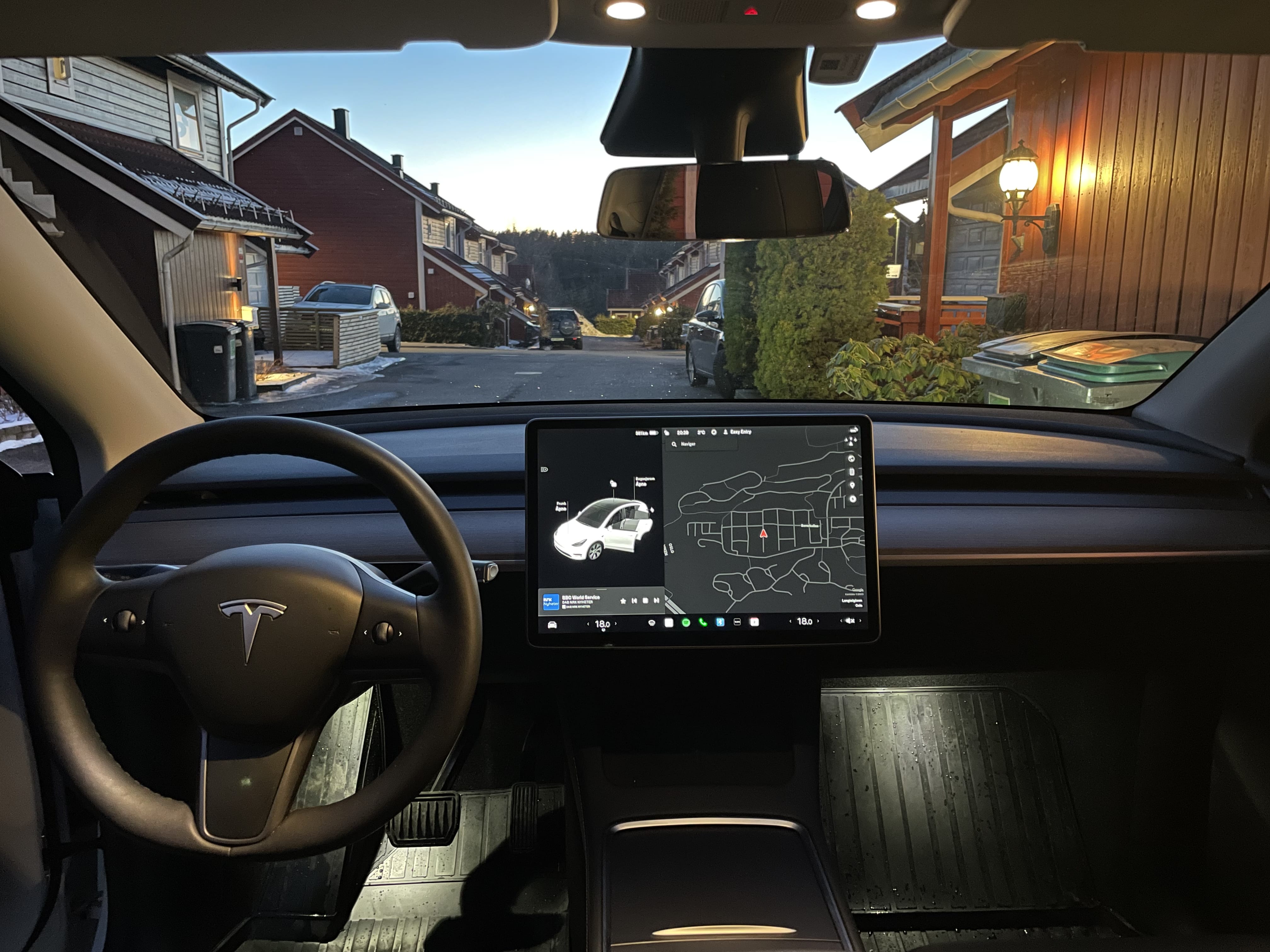Tesla Model Y med Aircondition