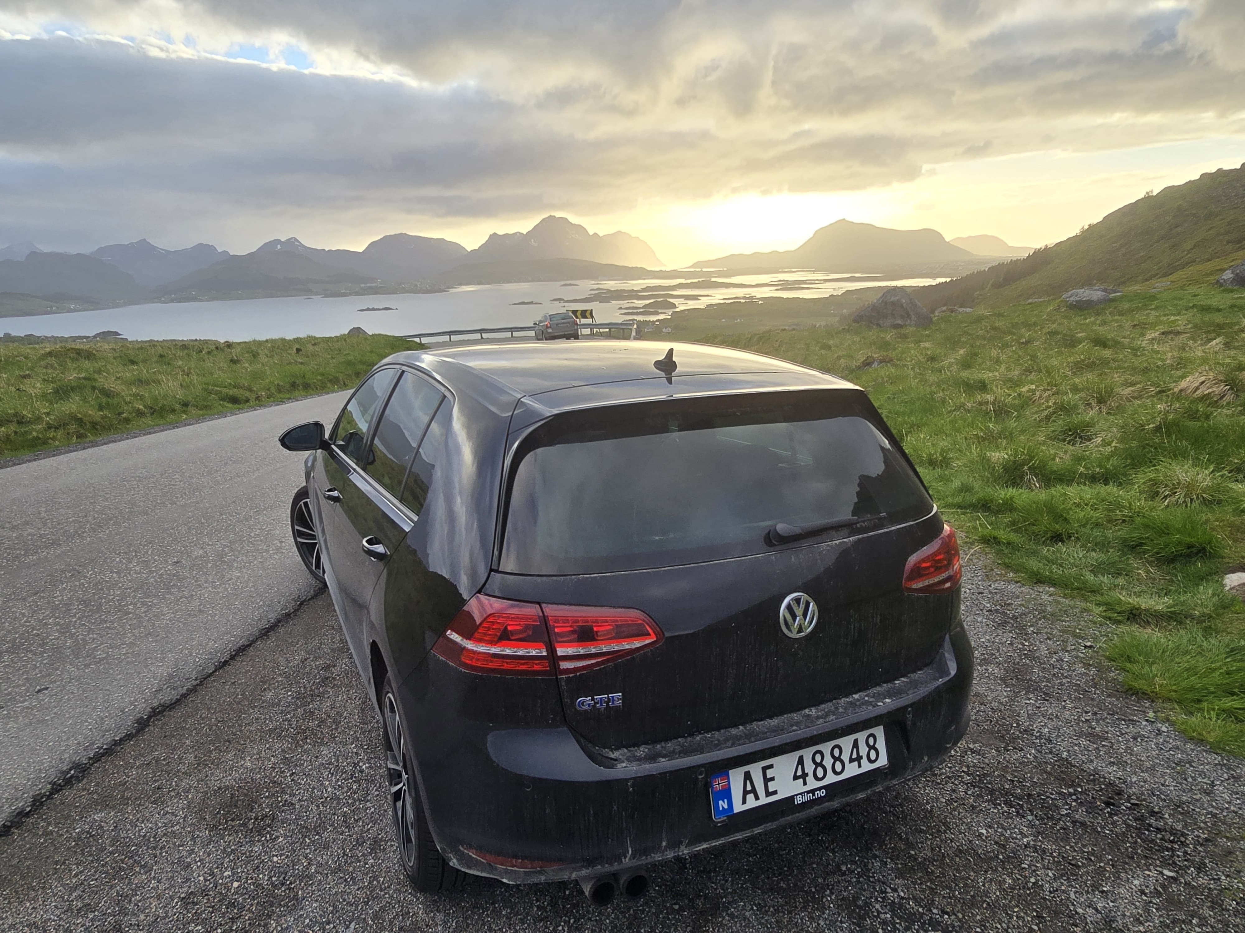 Volkswagen Golf GTE Automat with Baby seat