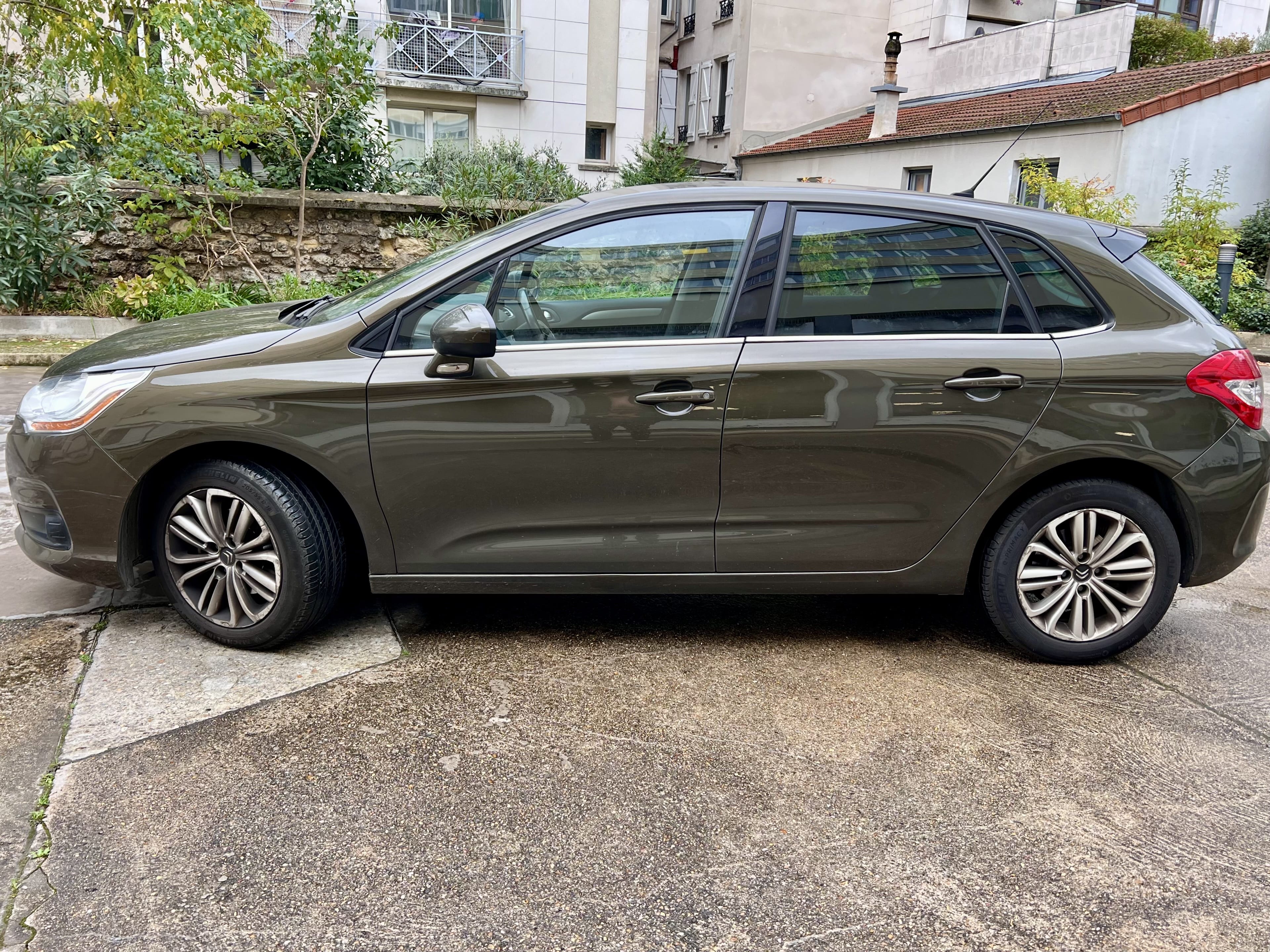 Citroen C4 Exclusive avec Climatisation