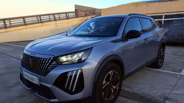 Peugeot 2008 Allure PureTech 100 S&S 6 Vel. MAN - 0810MPC, 2024, Gasolina 95